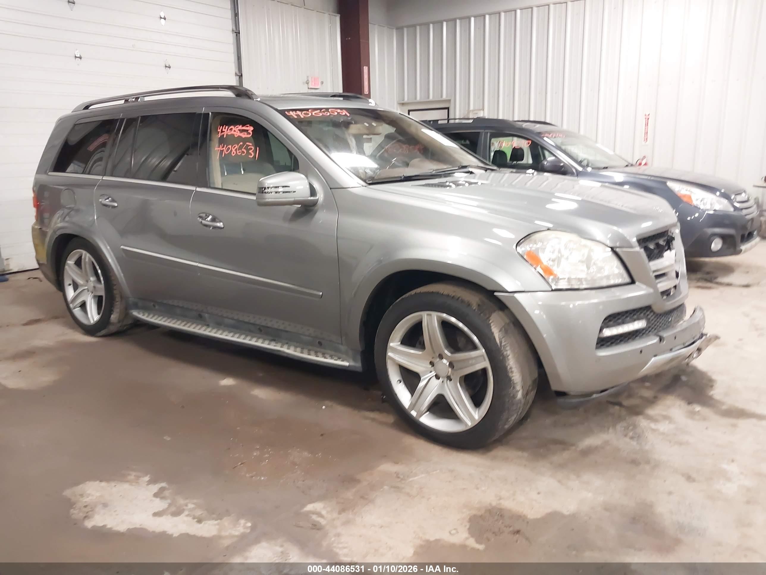 2011 Mercedes-benz Gl 550 4matic Серый vin: 4JGBF8GE9BA667682