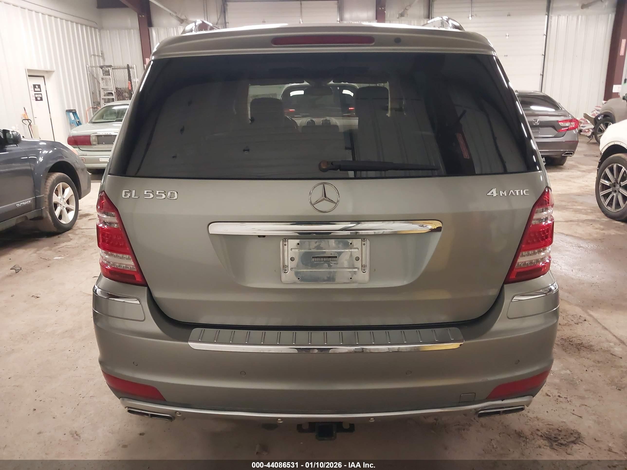 2011 Mercedes-benz Gl 550 4matic Серый vin: 4JGBF8GE9BA667682