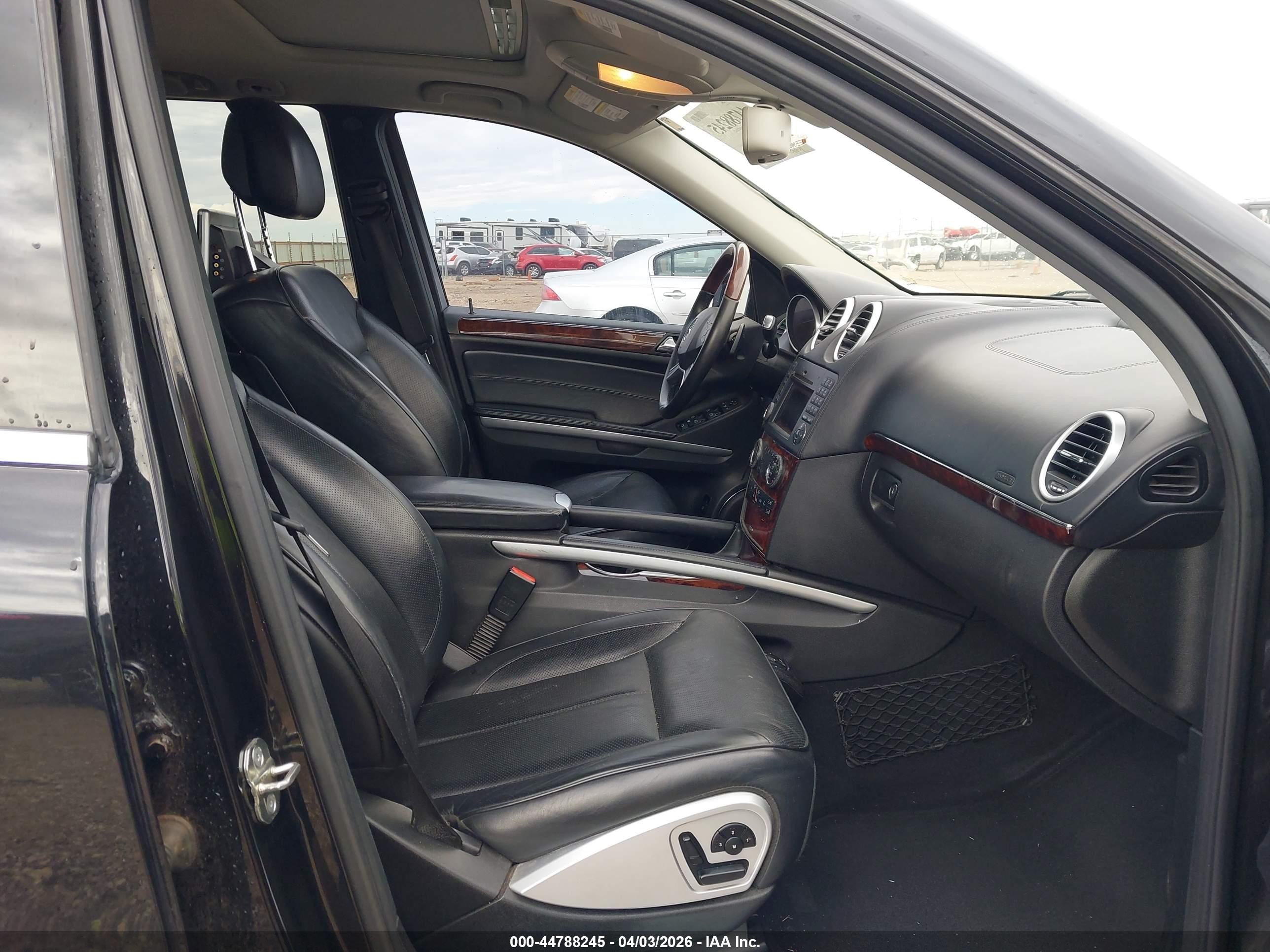 2011 Mercedes-benz Gl 550 4matic Black vin: 4JGBF8GE9BA707016