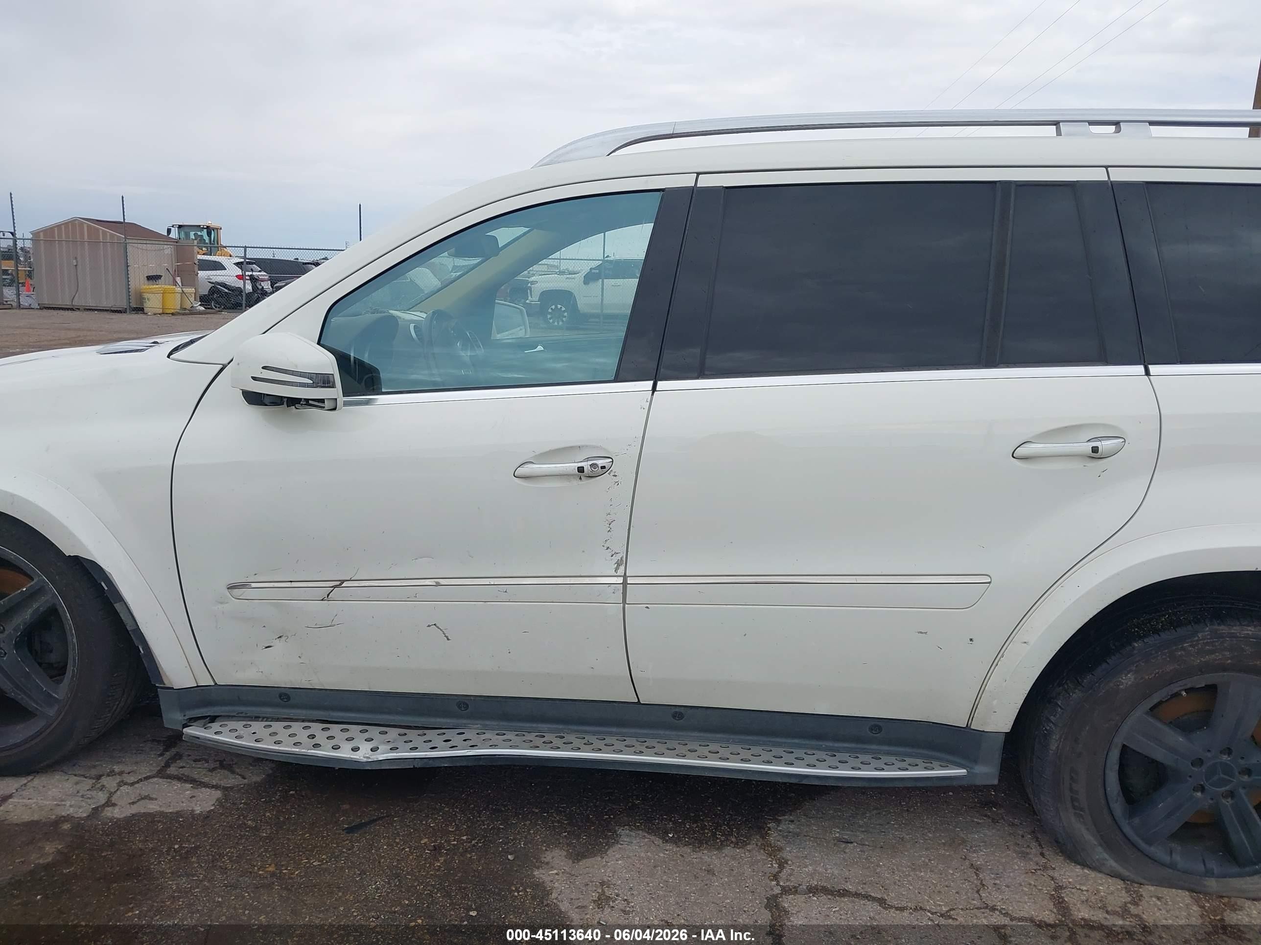 2012 Mercedes-benz Gl 550 4matic Белый vin: 4JGBF8GEXCA787184