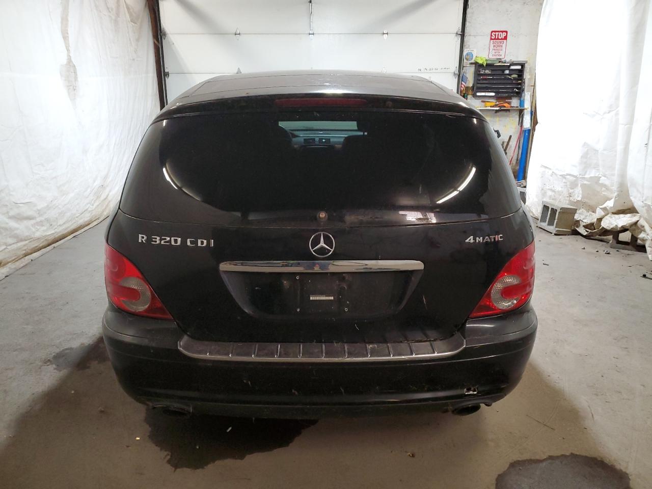 2008 Mercedes-benz R 320 Cdi Black vin: 4JGCB22E28A066532