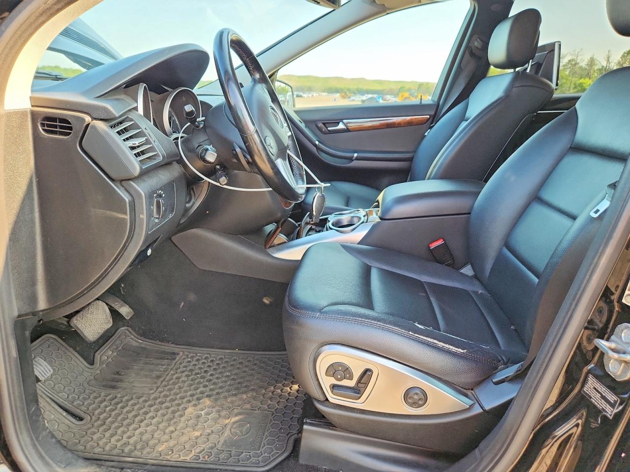 2012 Mercedes-benz R 350 Bluetec Black vin: 4JGCB2FE2CA142463
