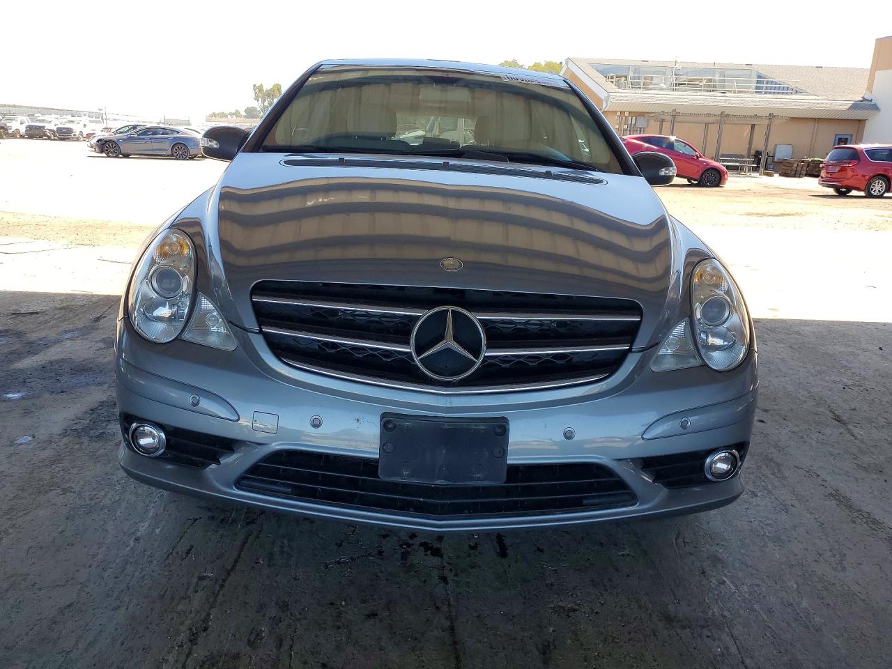 2010 Mercedes-benz R 350 Bluetec Gray vin: 4JGCB2FE6AA105963
