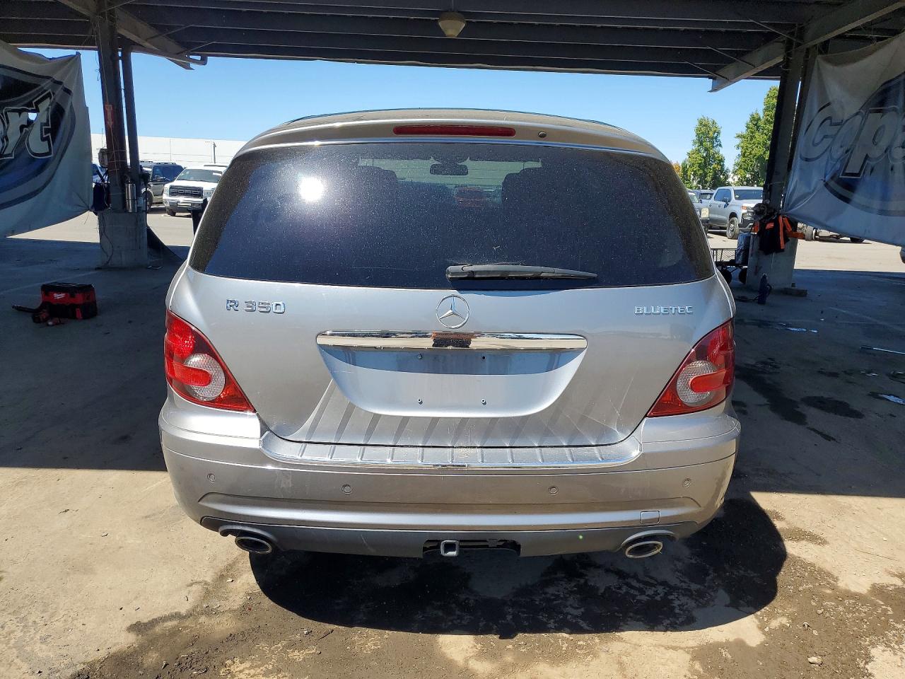 2010 Mercedes-benz R 350 Bluetec Gray vin: 4JGCB2FE6AA105963