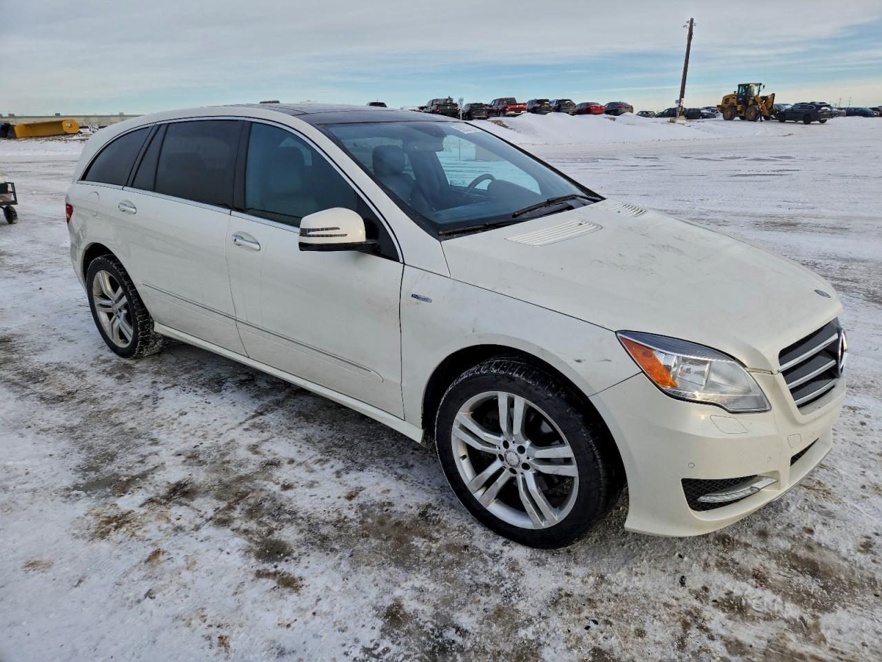 2012 Mercedes-benz R 350 Bluetec White vin: 4JGCB2FE6CA146323