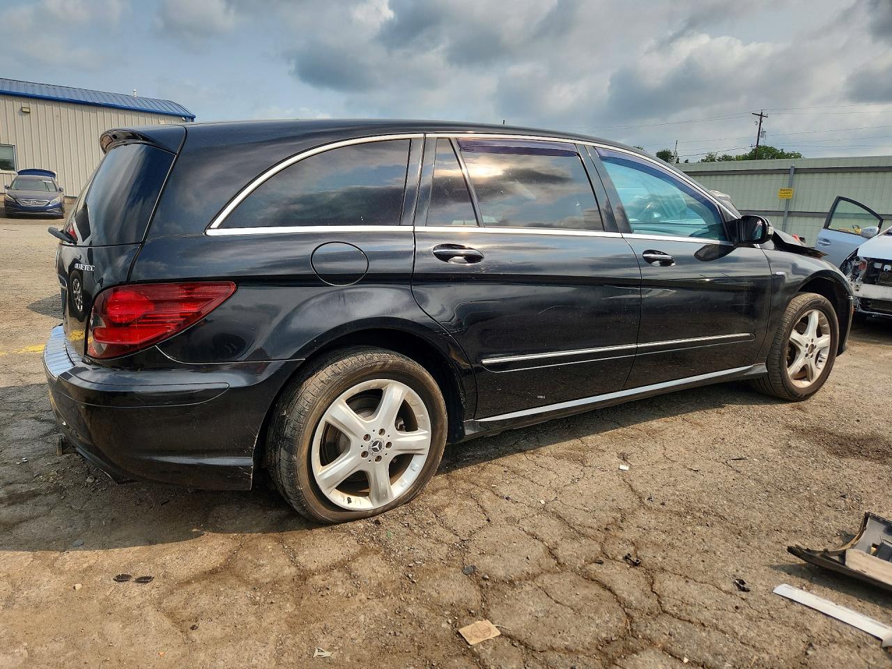 2010 Mercedes-benz R 350 Bluetec Black vin: 4JGCB2FE8AA112431