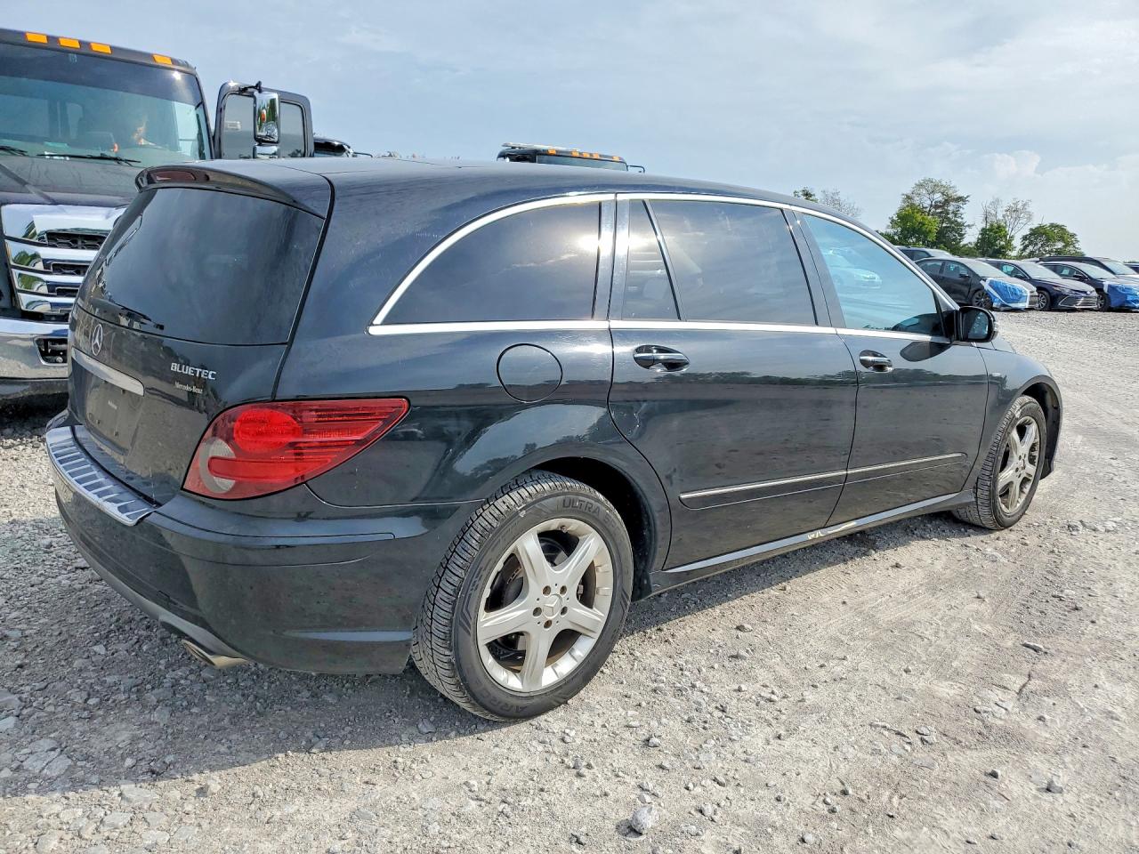 2010 Mercedes-benz R 350 Bluetec Black vin: 4JGCB2FE8AA112672