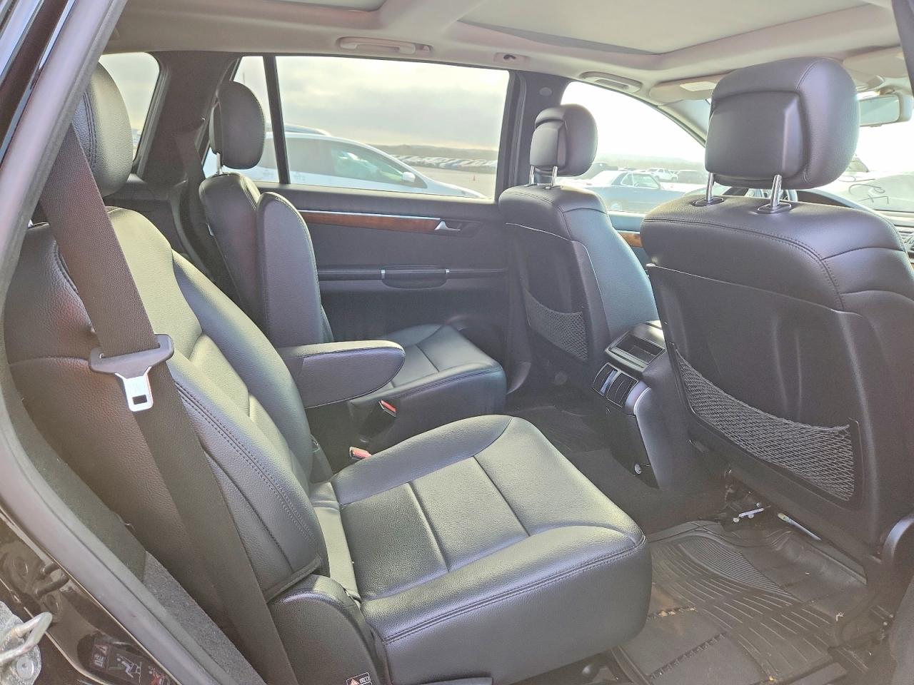 2012 Mercedes Benz R 350 Bluetec Black vin: 4JGCB2FEXCA137513