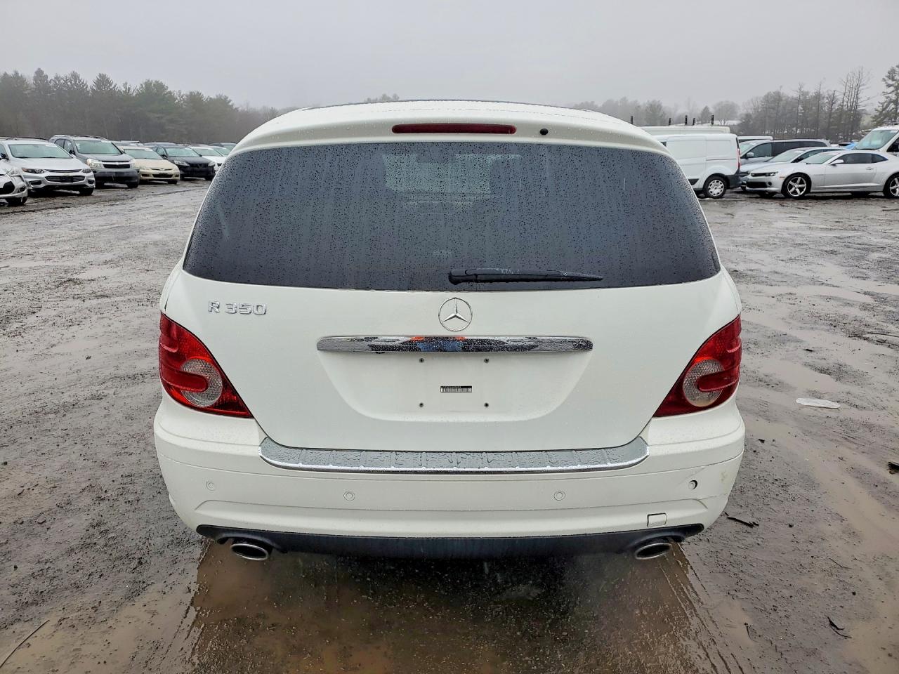 2008 Mercedes-benz R 350 White vin: 4JGCB56E08A066928
