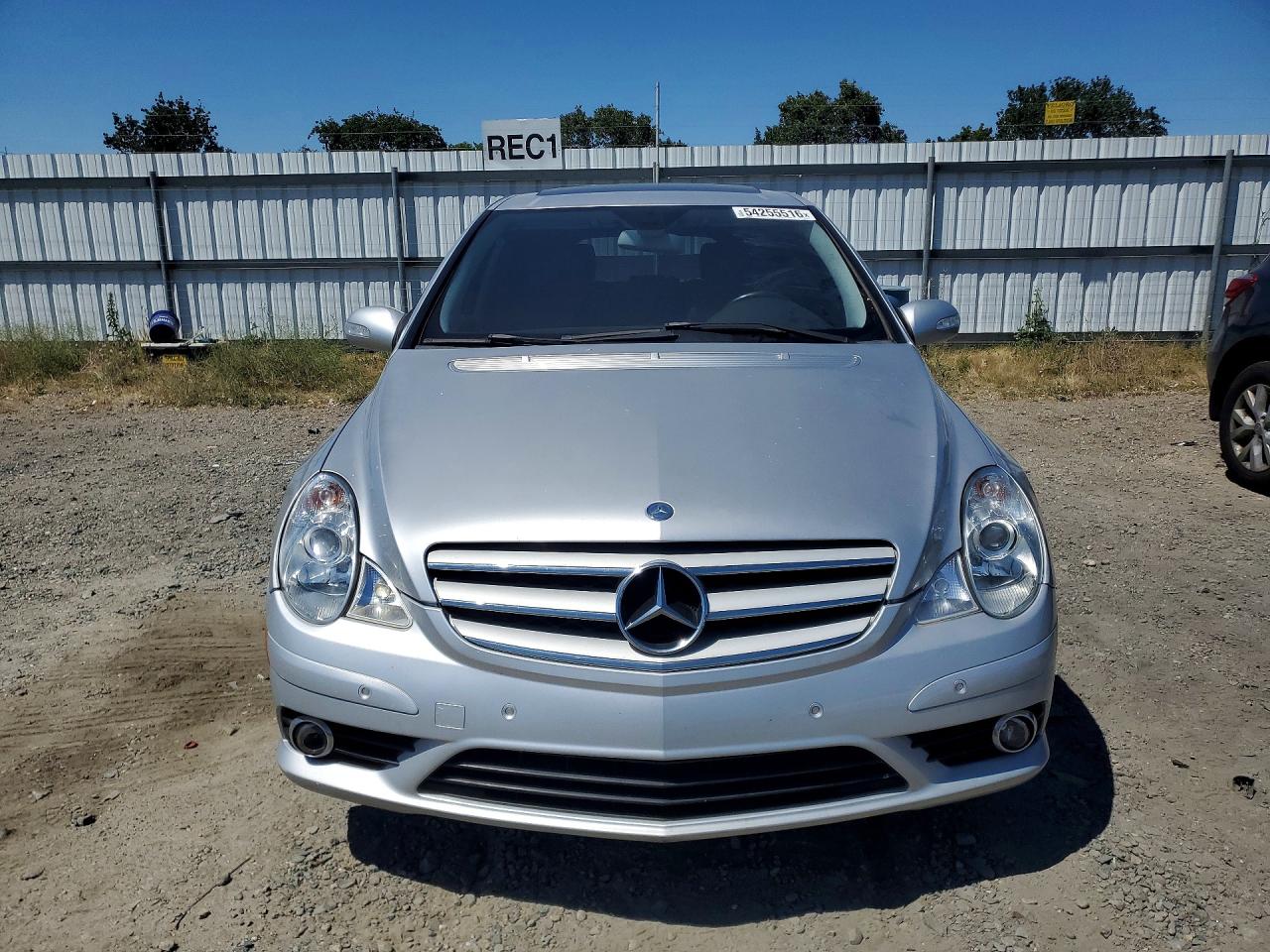 2008 Mercedes-benz R 350 Silver vin: 4JGCB56E28A064596