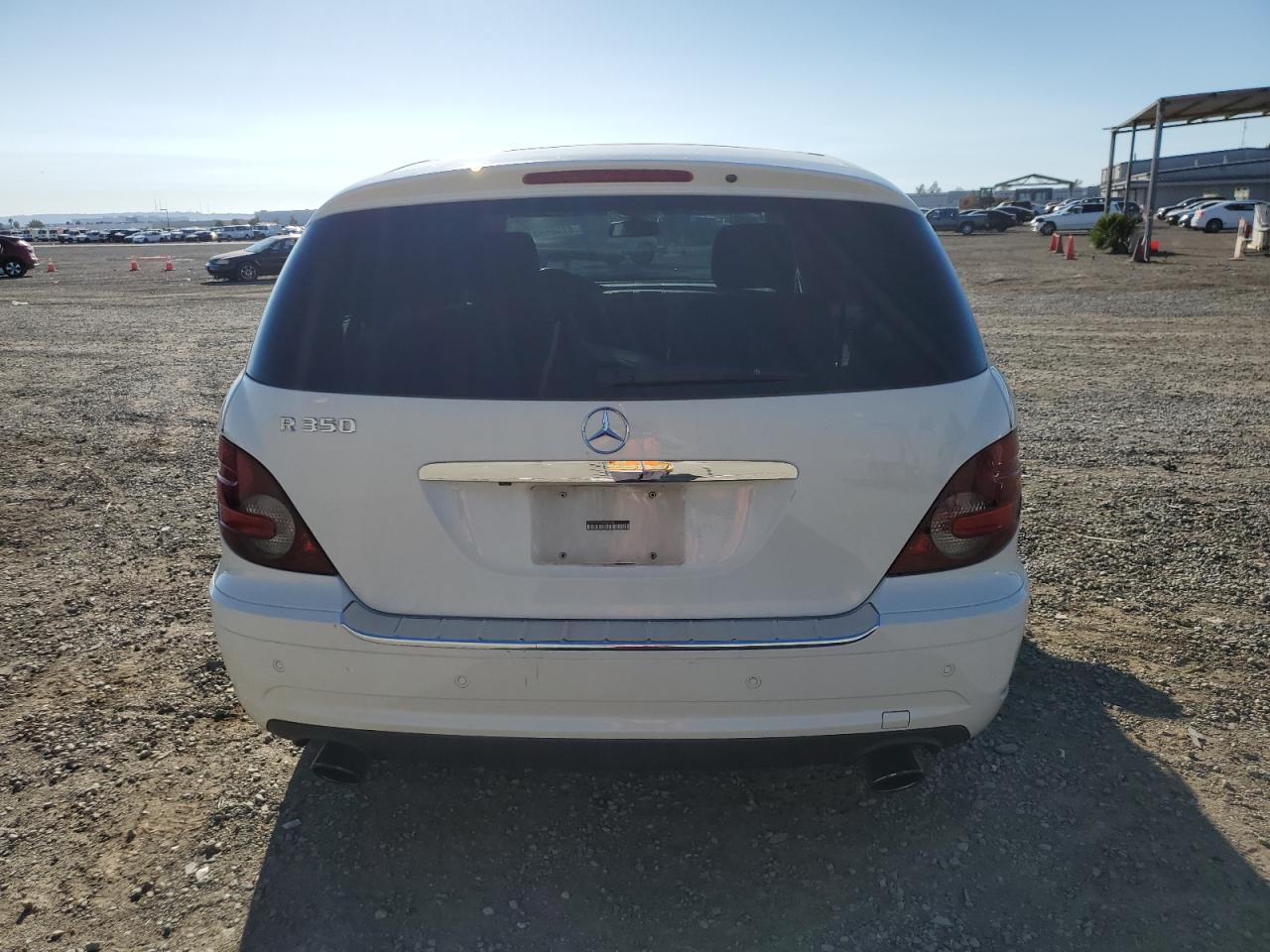 2008 Mercedes-benz R 350 White vin: 4JGCB56E38A066308