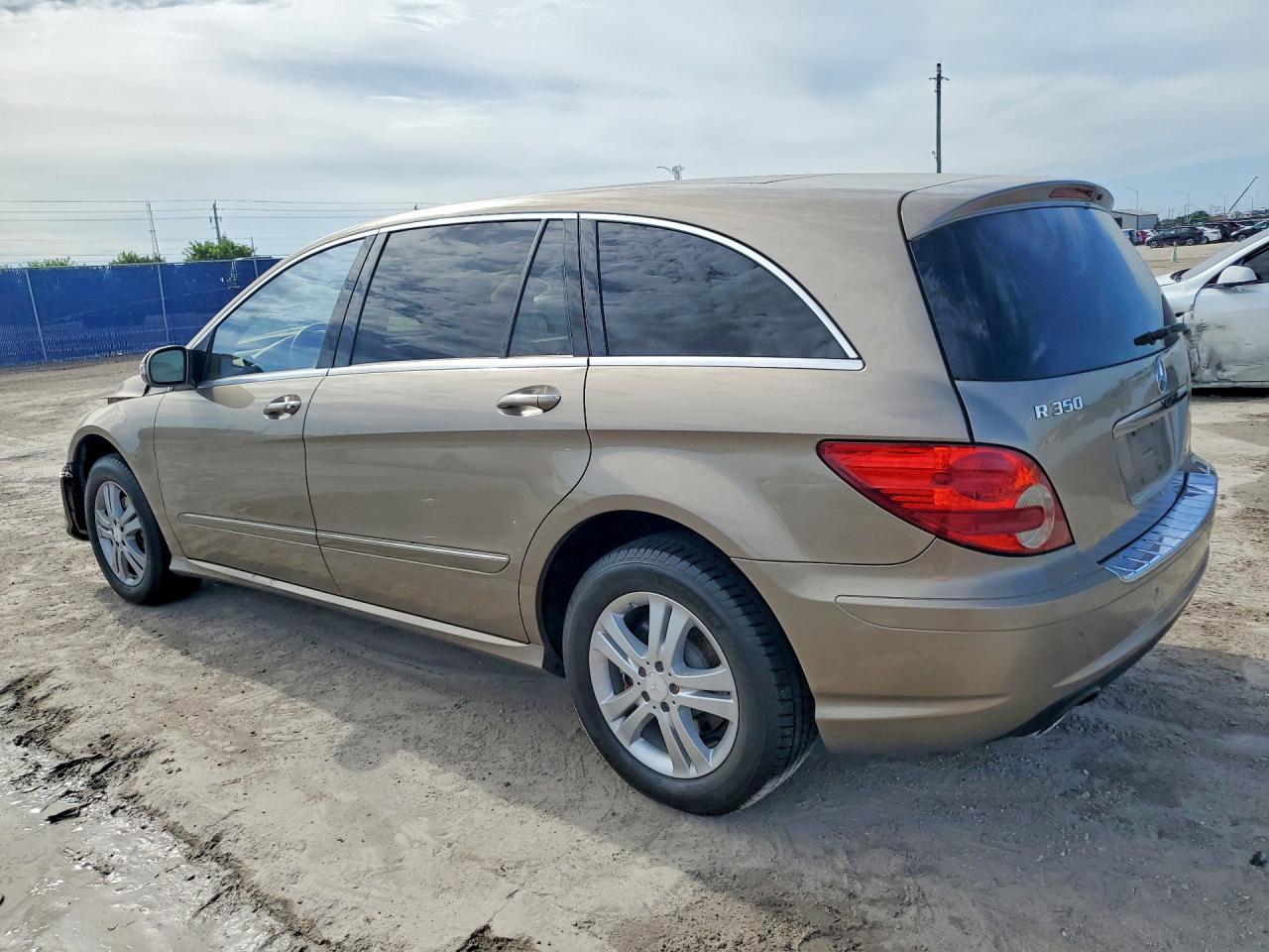 2008 Mercedes-benz R 350 Beige vin: 4JGCB56E38A074585
