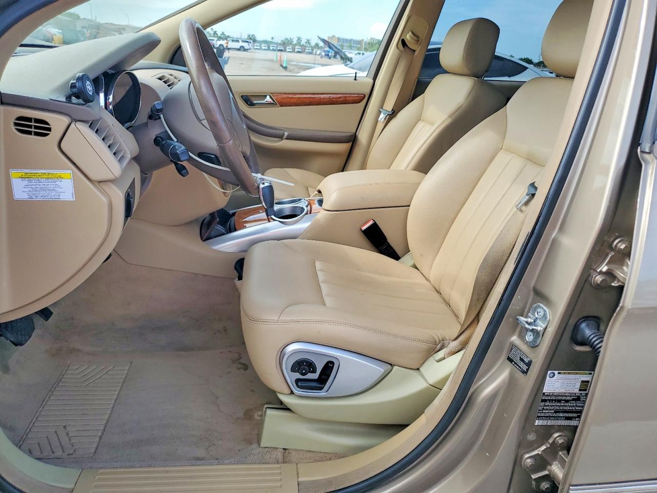 2008 Mercedes-benz R 350 Beige vin: 4JGCB56E38A074585