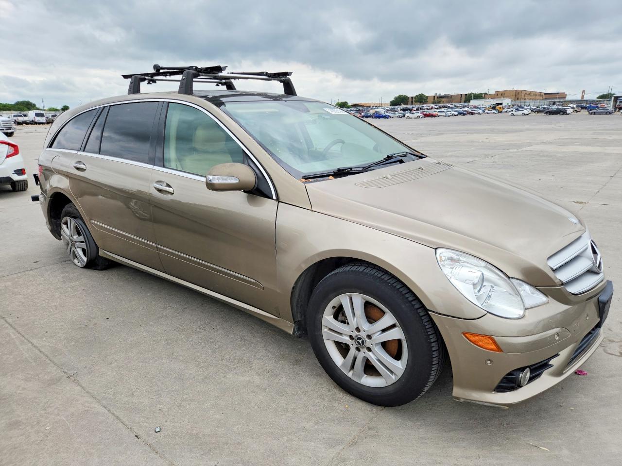 2008 Mercedes Benz R 350 Желто-коричневый vin: 4JGCB56E58A066973