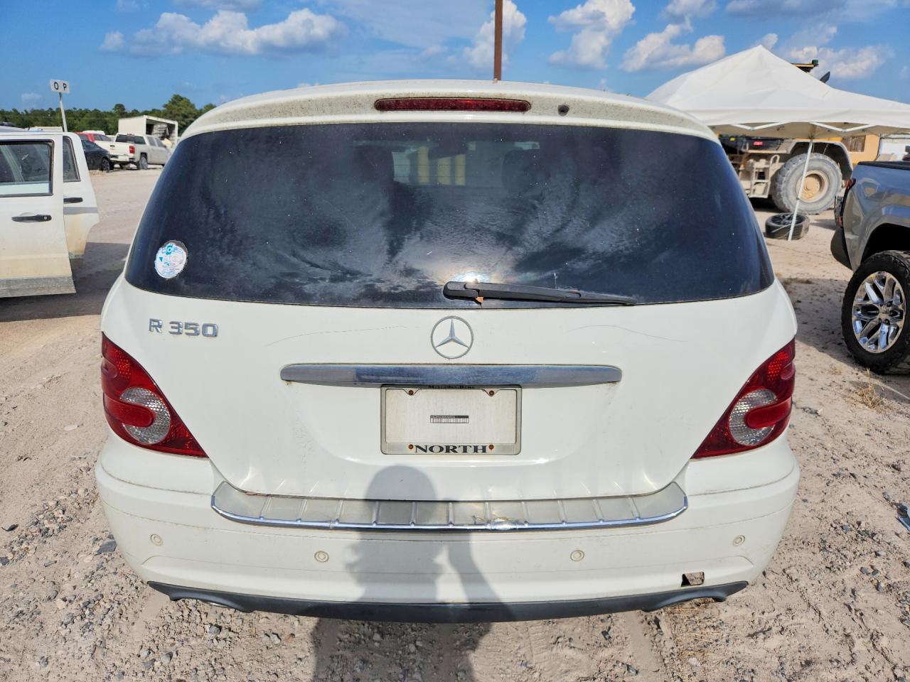 2008 Mercedes-benz R 350 White vin: 4JGCB56E68A064326