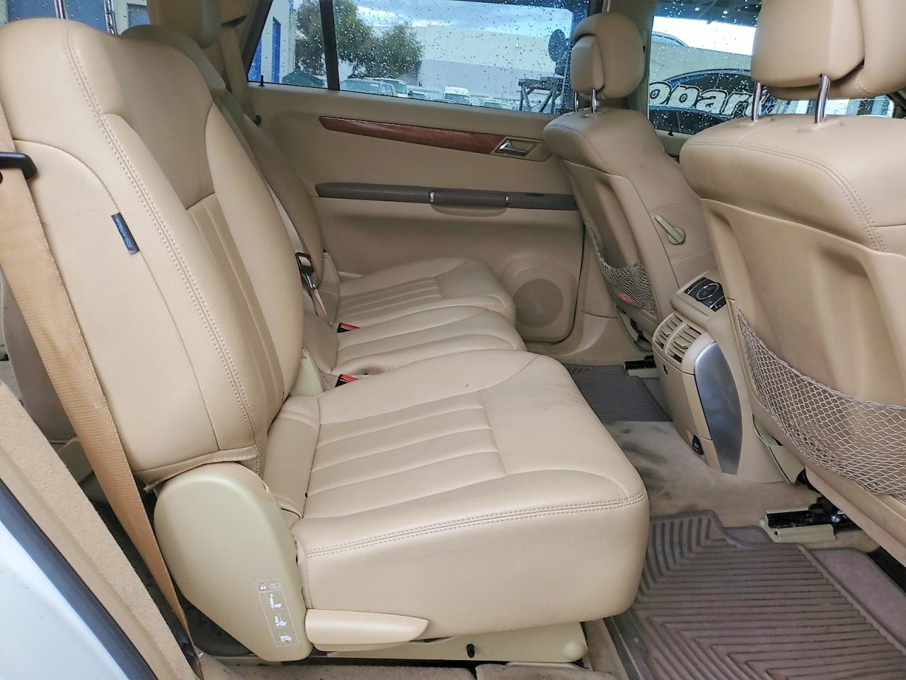 2008 Mercedes-benz R350 Белый vin: 4JGCB56E68A084348