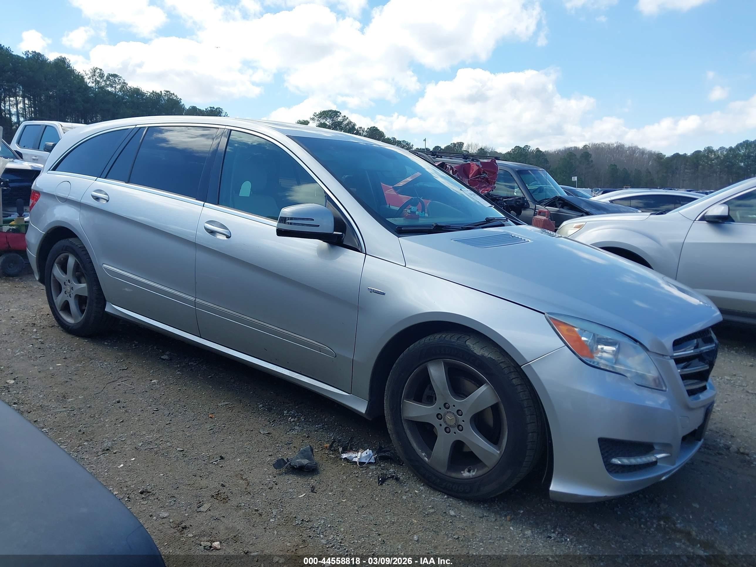 2012 Mercedes-benz R 350 4matic Silver vin: 4JGCB5HE0CA139852