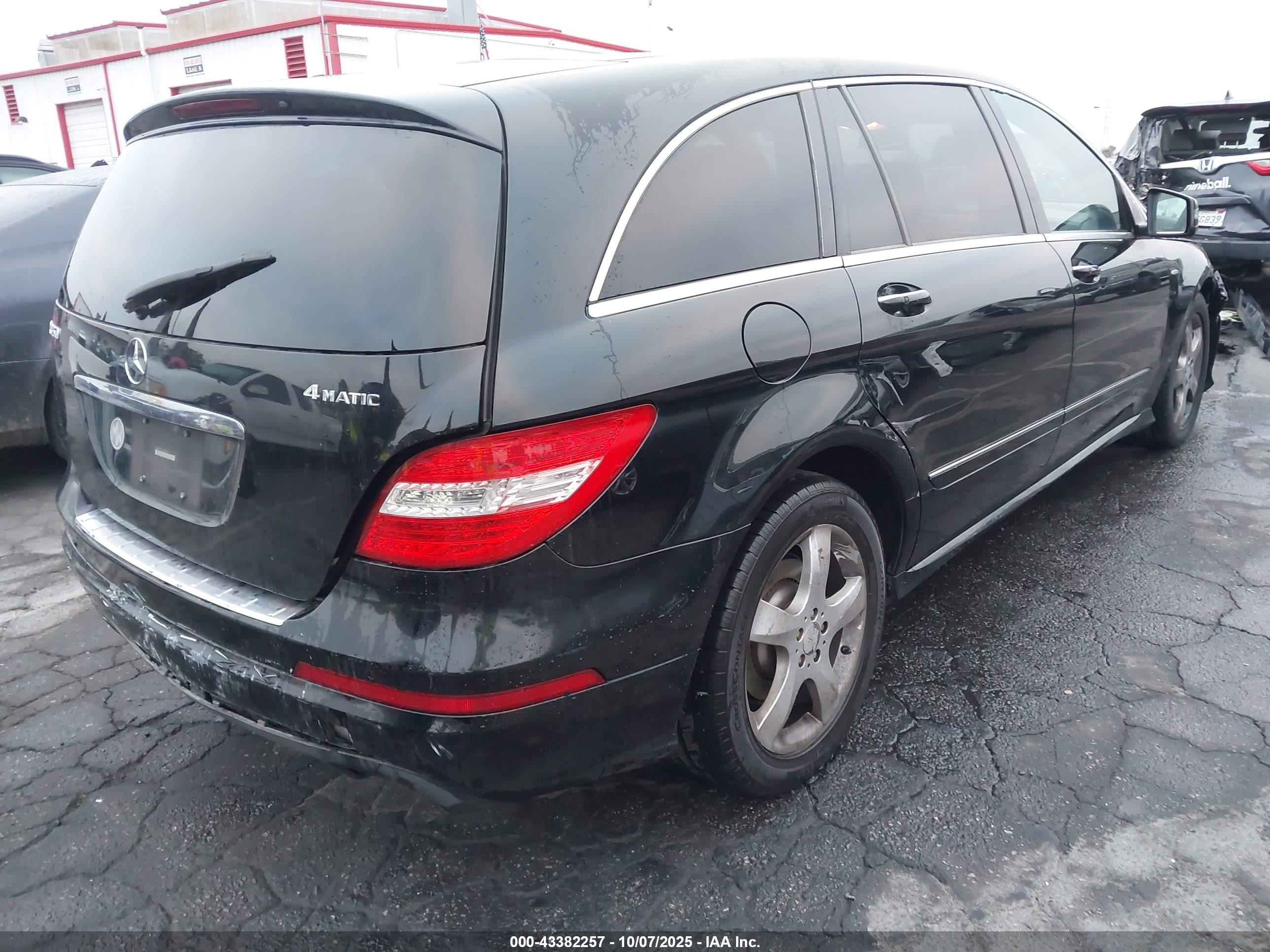 2012 Mercedes-benz R 350 4matic Black vin: 4JGCB5HE1CA146020
