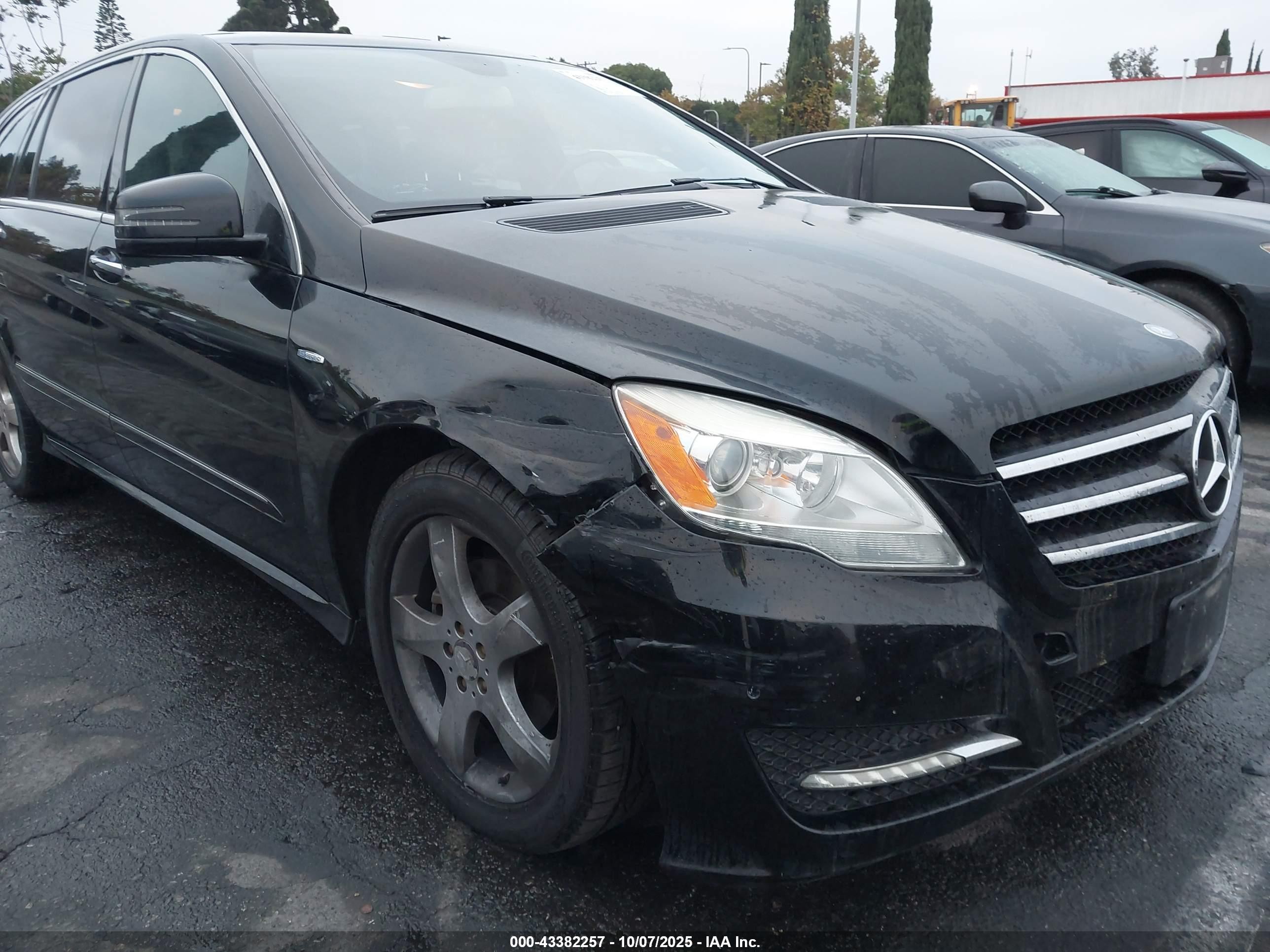 2012 Mercedes-benz R 350 4matic Black vin: 4JGCB5HE1CA146020