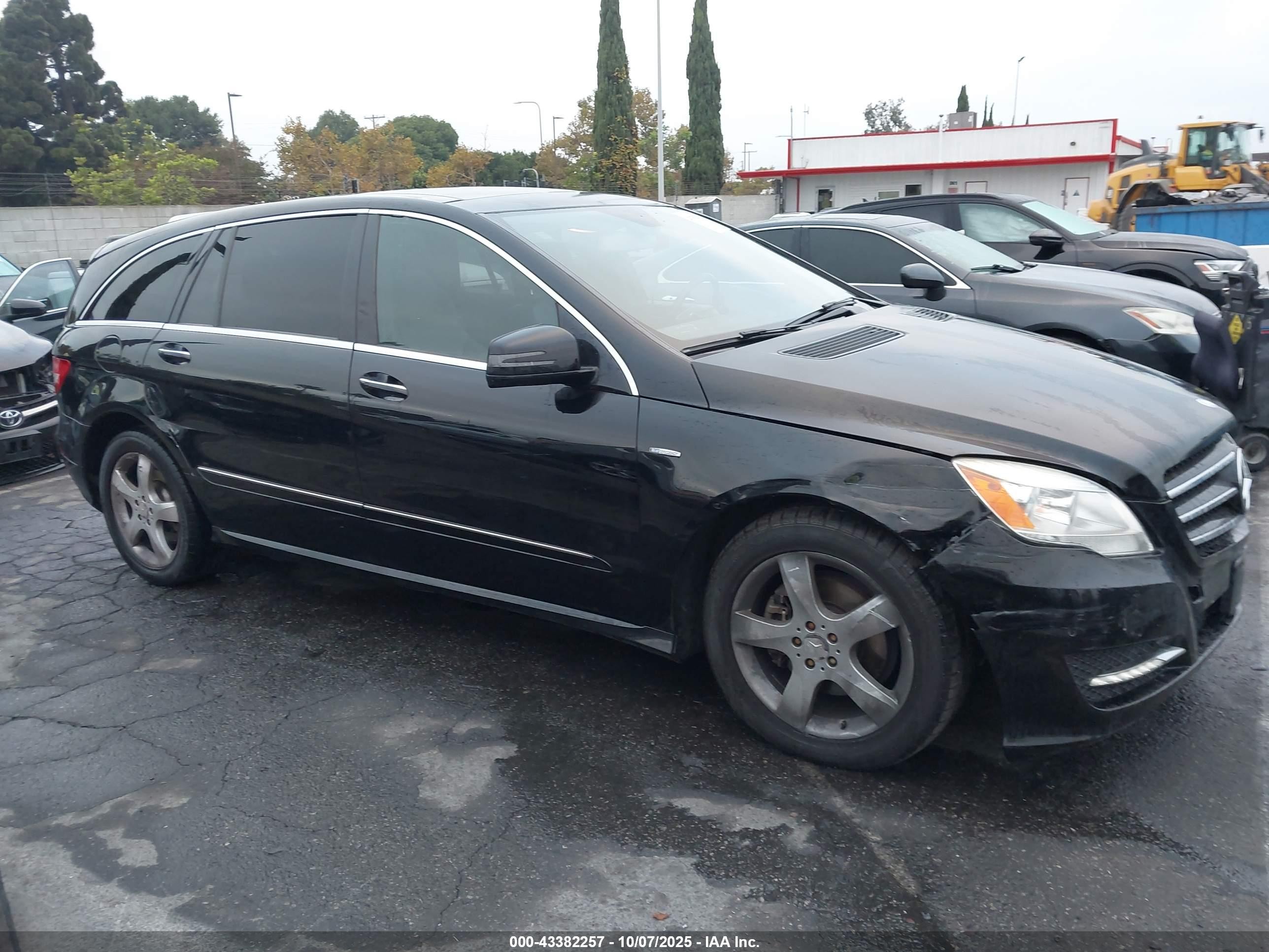 2012 Mercedes-benz R 350 4matic Black vin: 4JGCB5HE1CA146020