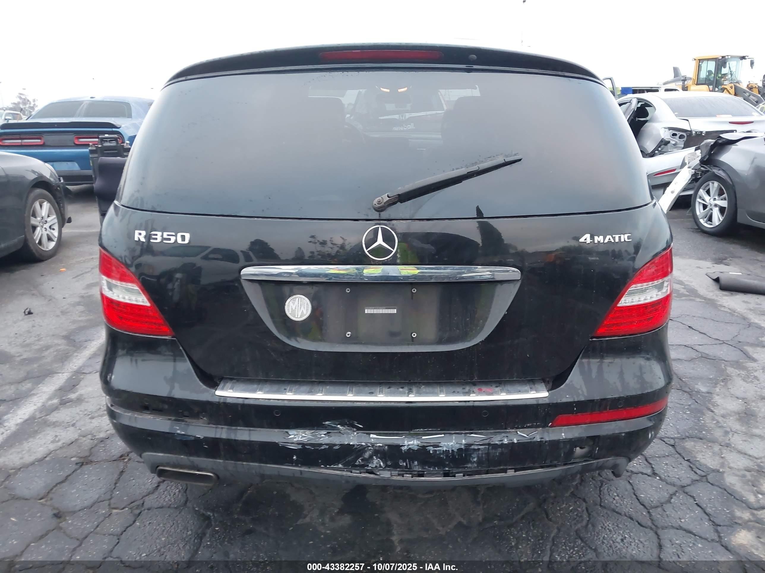 2012 Mercedes-benz R 350 4matic Black vin: 4JGCB5HE1CA146020