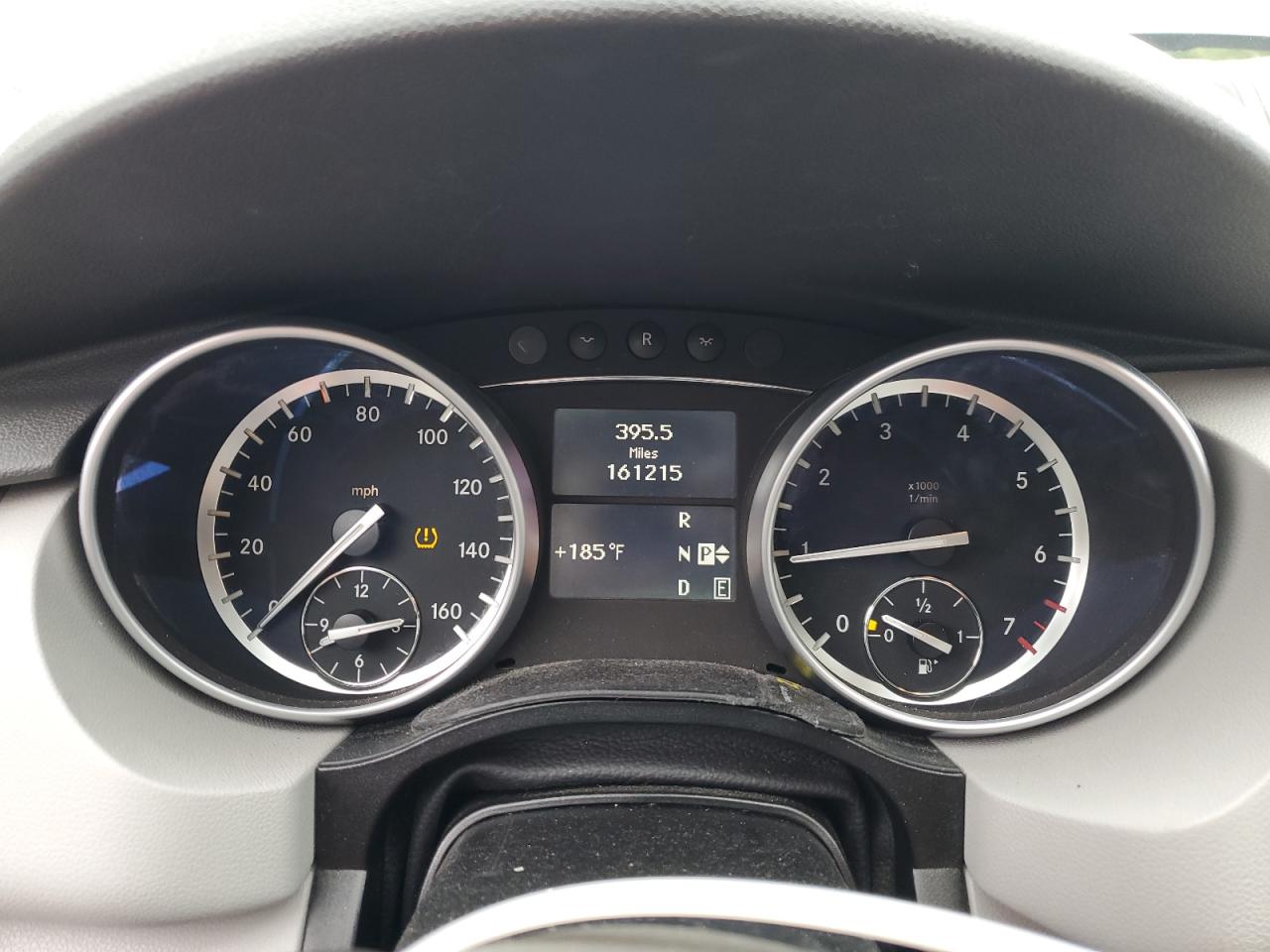 2012 Mercedes-benz R 350 4matic   Silver vin: 4JGCB5HE3CA148917