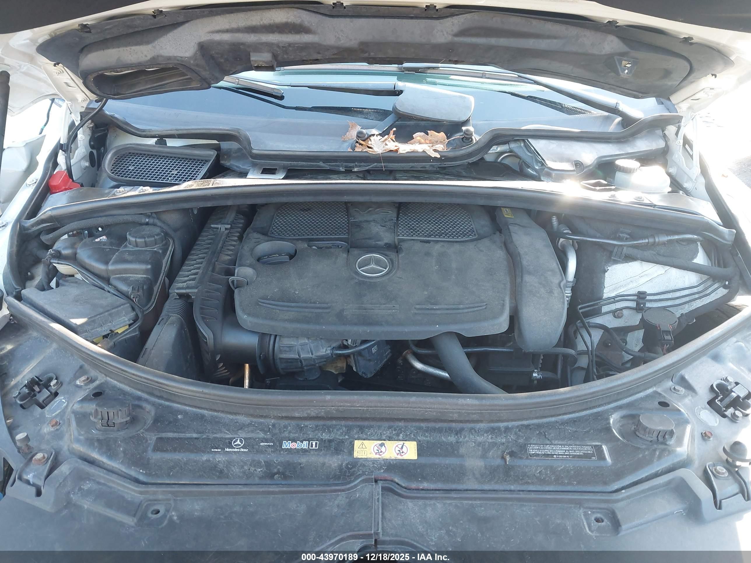 2012 Mercedes-benz R 350 4matic Белый vin: 4JGCB5HE3CA154698