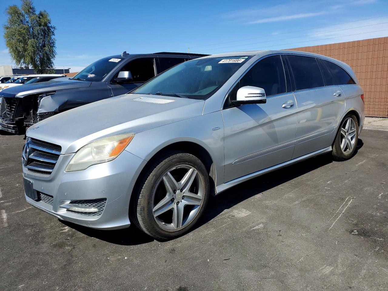2012 Mercedes-benz R 350 4matic Silver vin: 4JGCB5HE4CA140325
