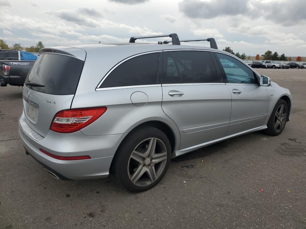 2012 Mercedes-benz R 350 4matic Silver vin: 4JGCB5HE4CA142950