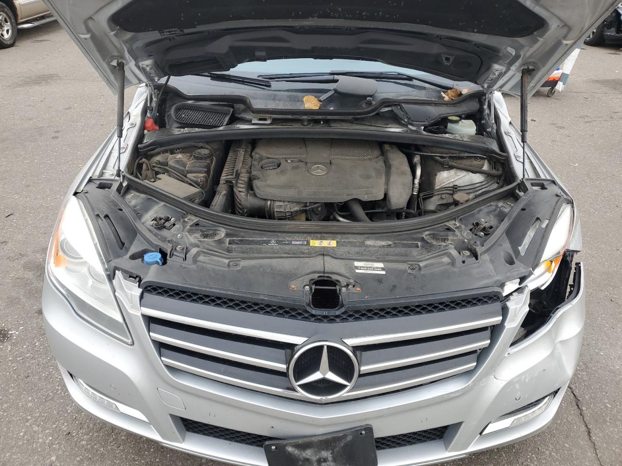 2012 Mercedes-benz R 350 4matic Silver vin: 4JGCB5HE4CA142950