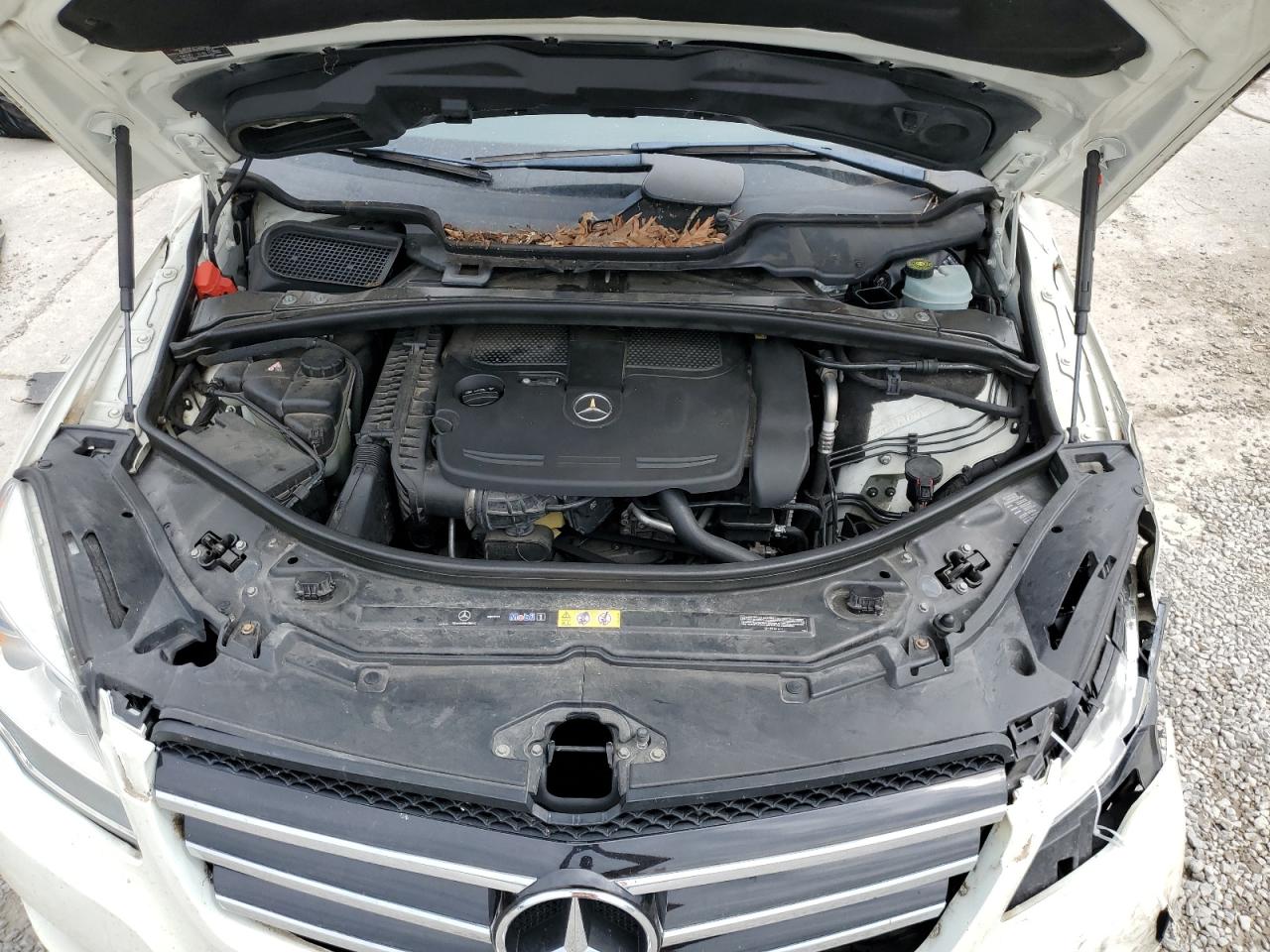 2012 Mercedes-benz R 350 4matic   White vin: 4JGCB5HE4CA142964