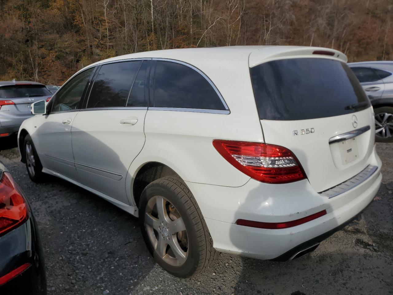 2012 Mercedes-benz R 350 4matic Белый vin: 4JGCB5HE5CA138969