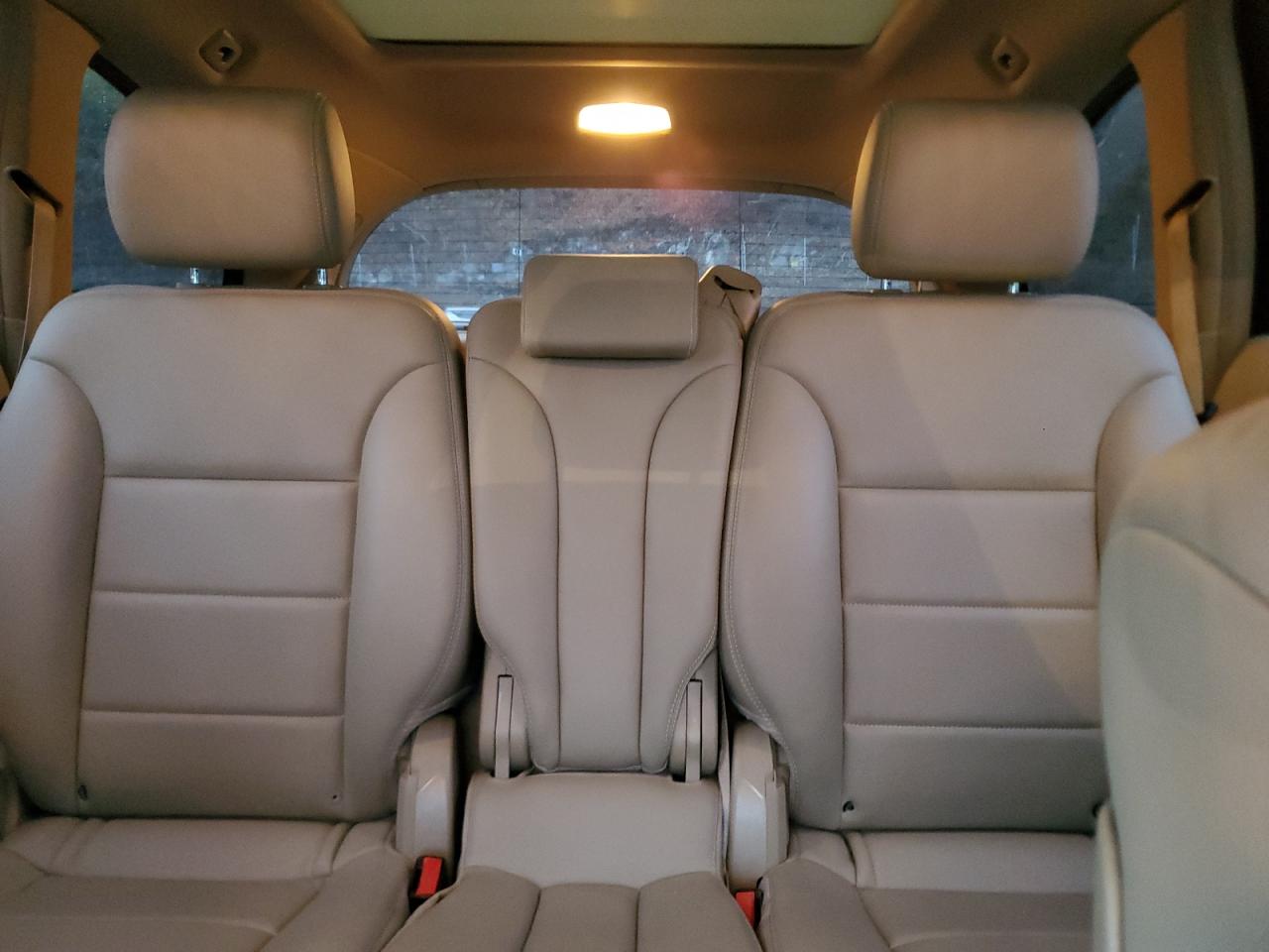 2012 Mercedes-benz R 350 4matic Белый vin: 4JGCB5HE5CA138969