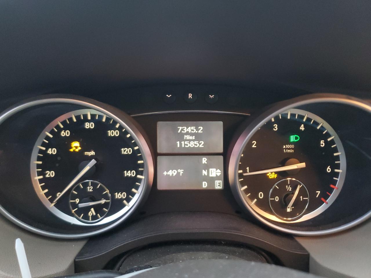 2012 Mercedes-benz R 350 4matic Белый vin: 4JGCB5HE5CA138969