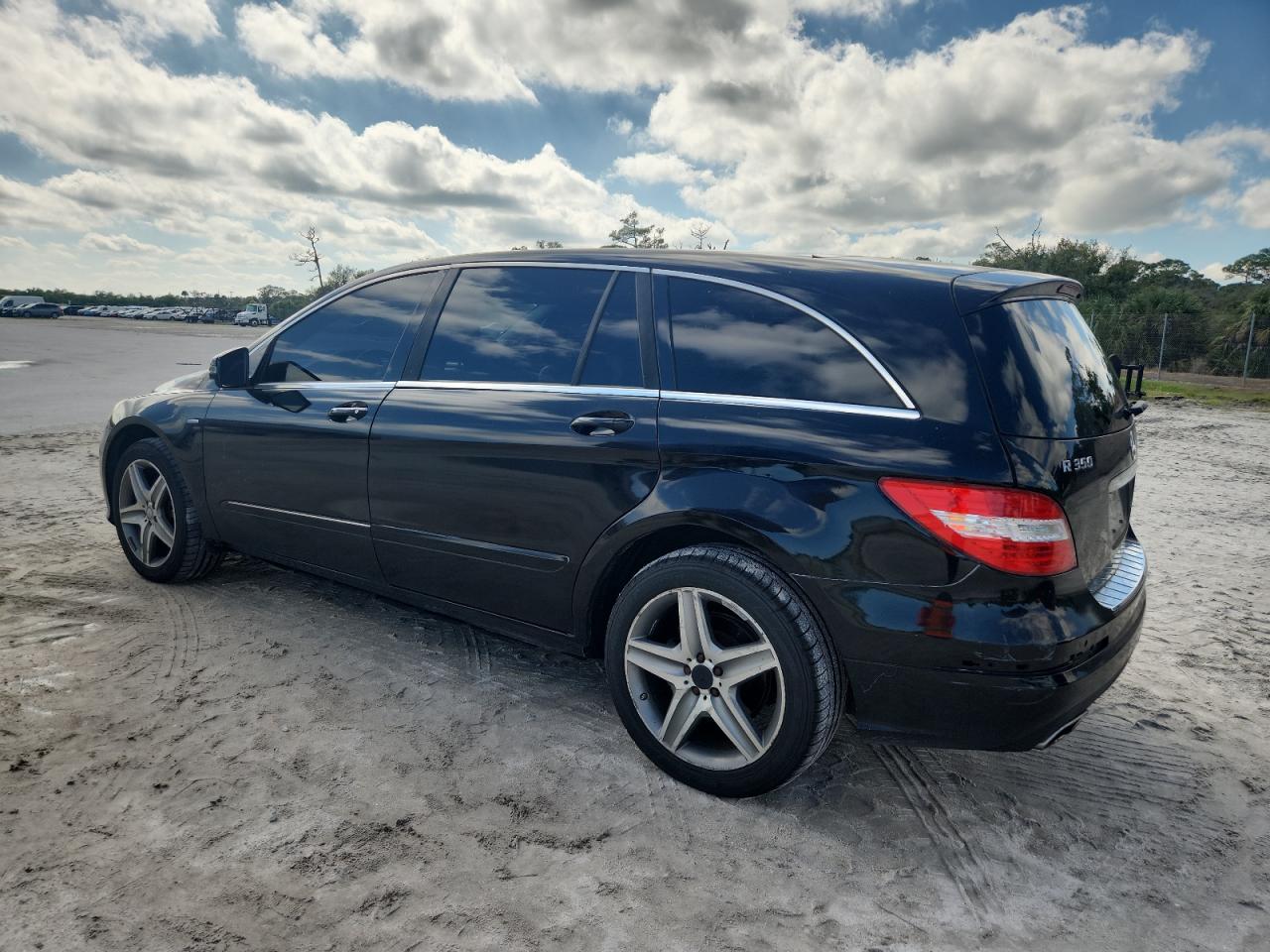 2012 Mercedes-benz R 350 4matic Black vin: 4JGCB5HE5CA143010