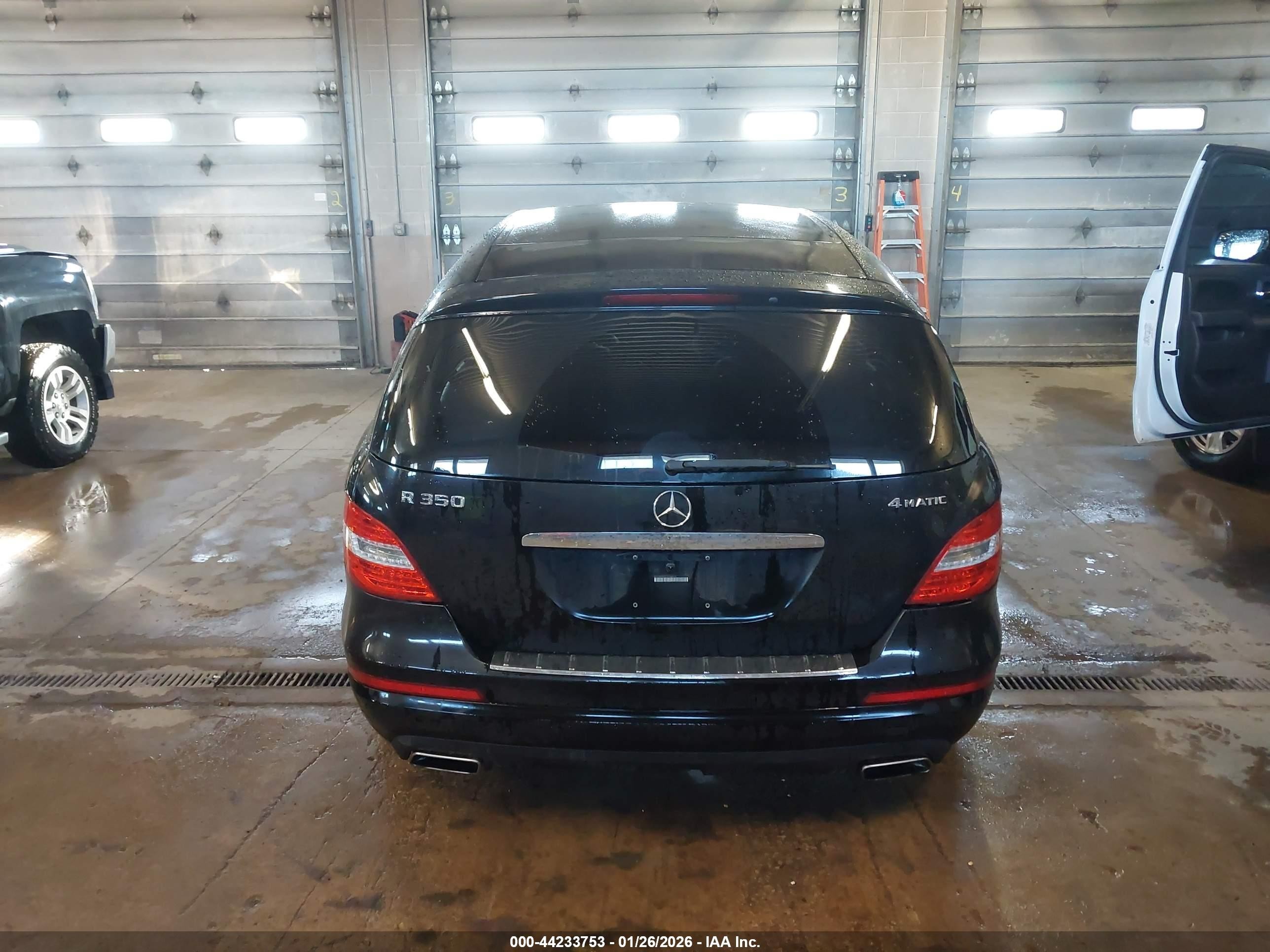 2012 Mercedes-benz R 350 4matic Black vin: 4JGCB5HE5CA146828