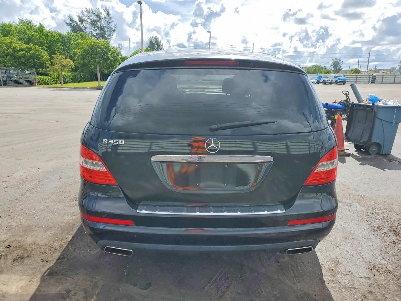2012 Mercedes-benz R 350 4matic Black vin: 4JGCB5HE5CA148112