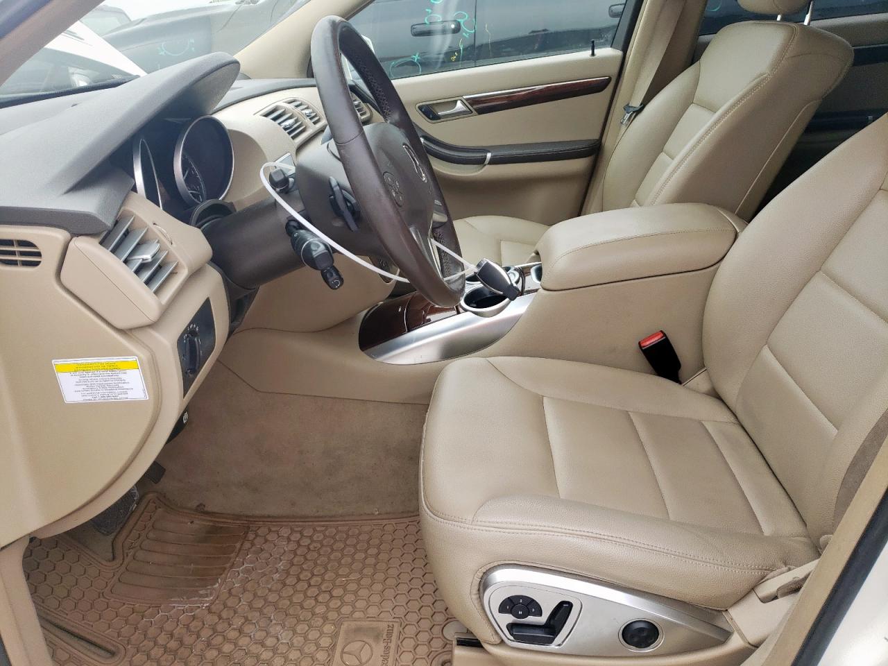 2012 Mercedes-benz R 350 4matic Белый vin: 4JGCB5HE6CA141881