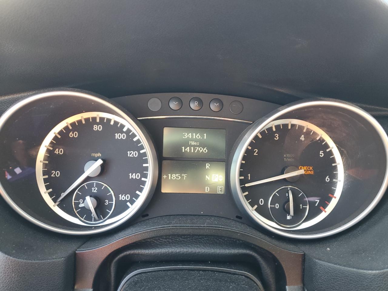 2012 Mercedes-benz R 350 4matic   Черный vin: 4JGCB5HE6CA146157