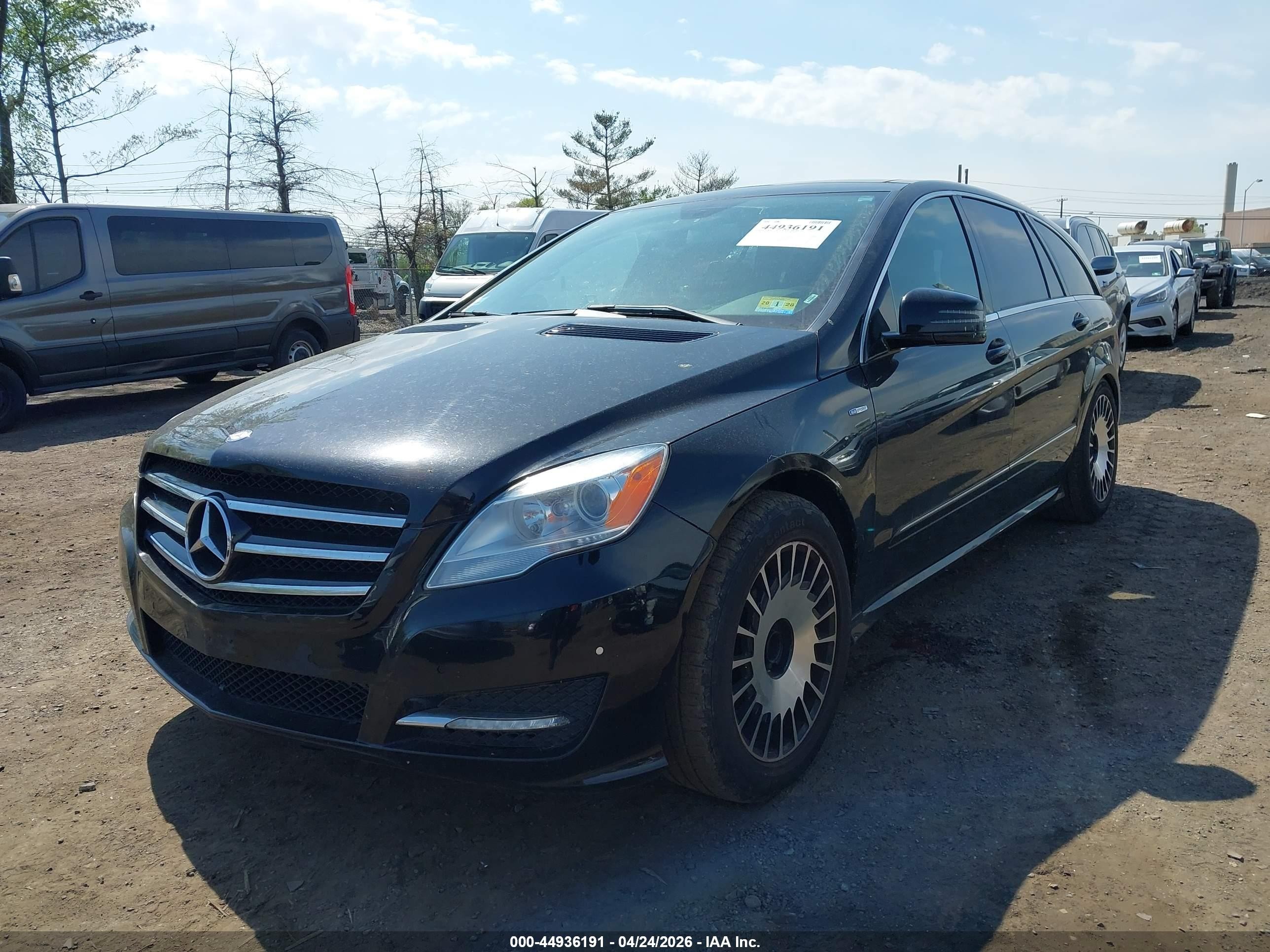 2012 Mercedes-benz R 350 4matic Black vin: 4JGCB5HE7CA138102
