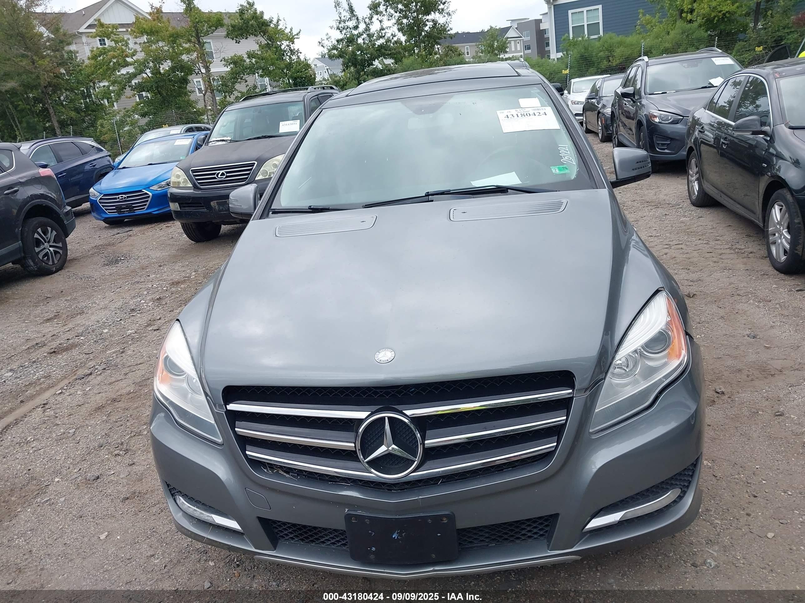 2012 Mercedes-benz R 350 4matic Серый vin: 4JGCB5HE7CA143008