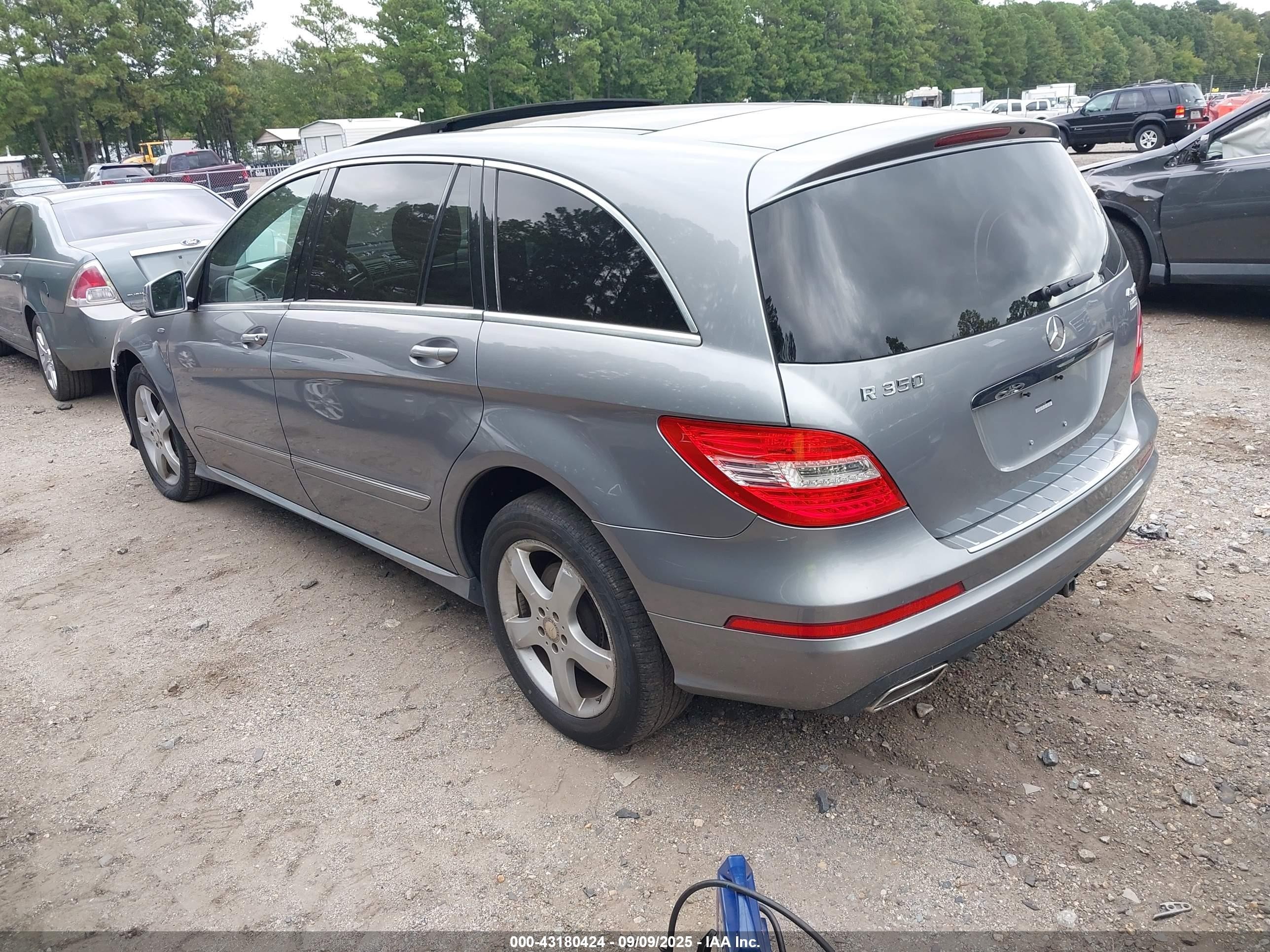 2012 Mercedes-benz R 350 4matic Серый vin: 4JGCB5HE7CA143008