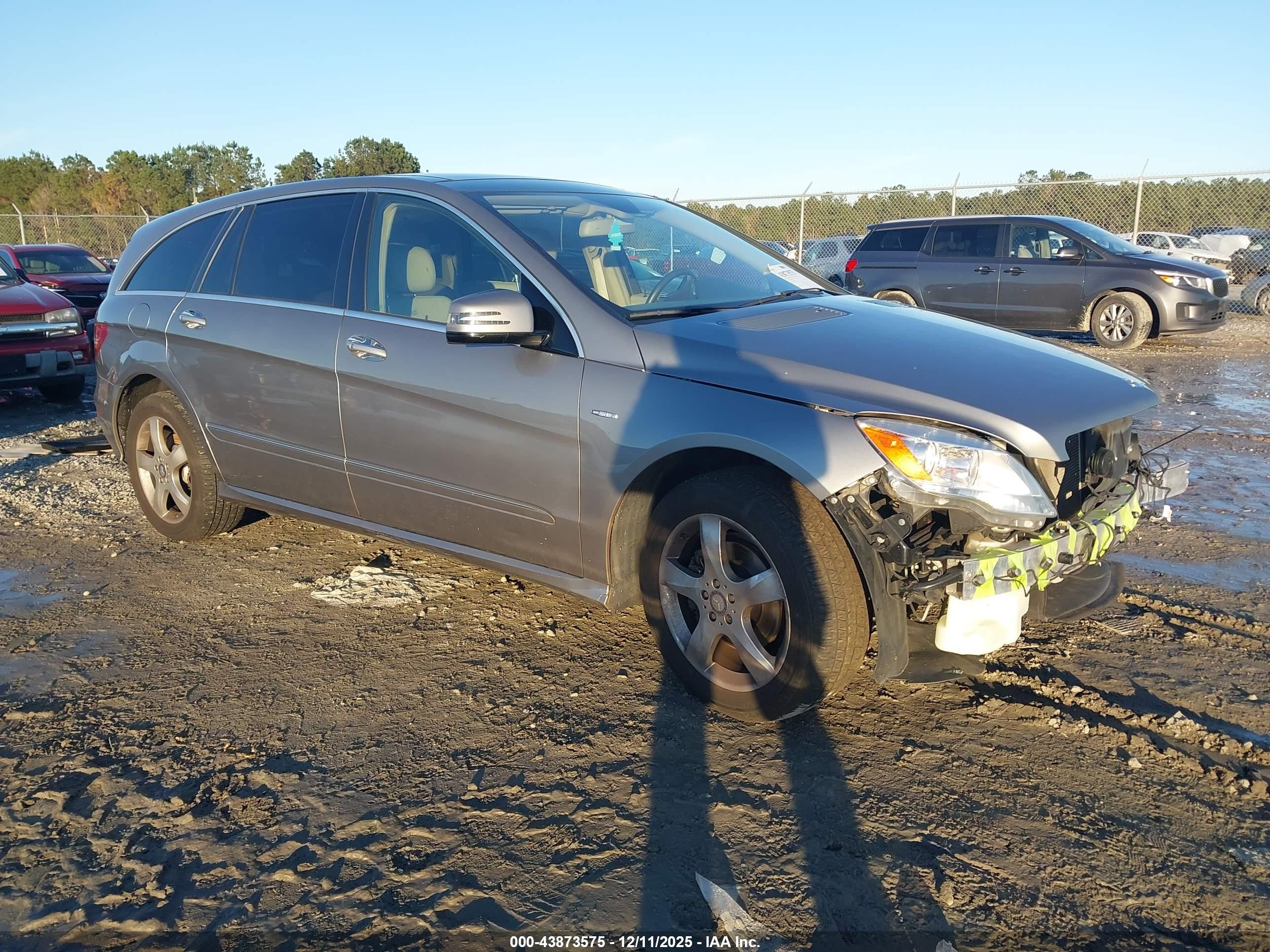 2012 Mercedes-benz R 350 4matic Серебряный vin: 4JGCB5HE7CA143493