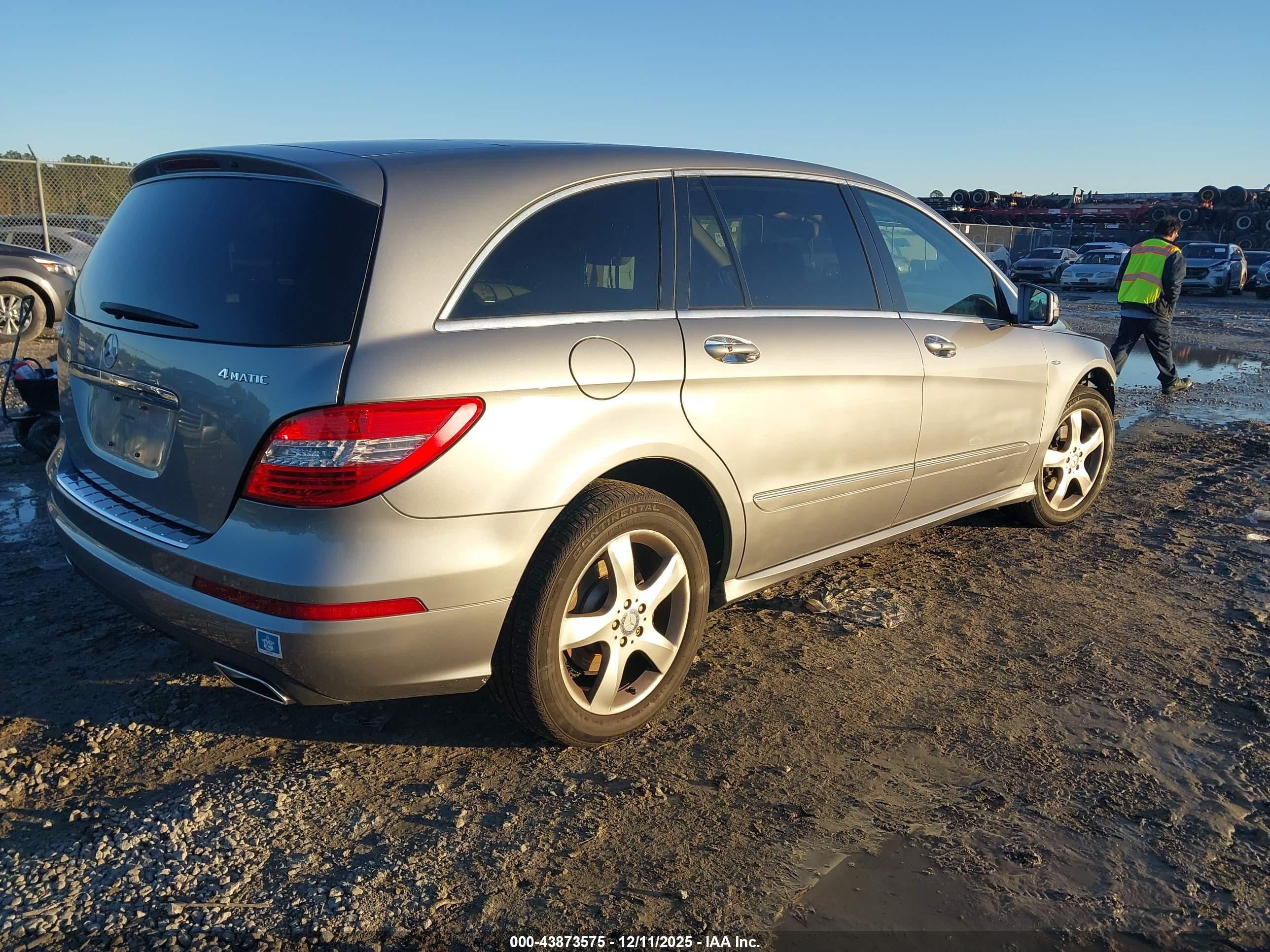 2012 Mercedes-benz R 350 4matic Silver vin: 4JGCB5HE7CA143493