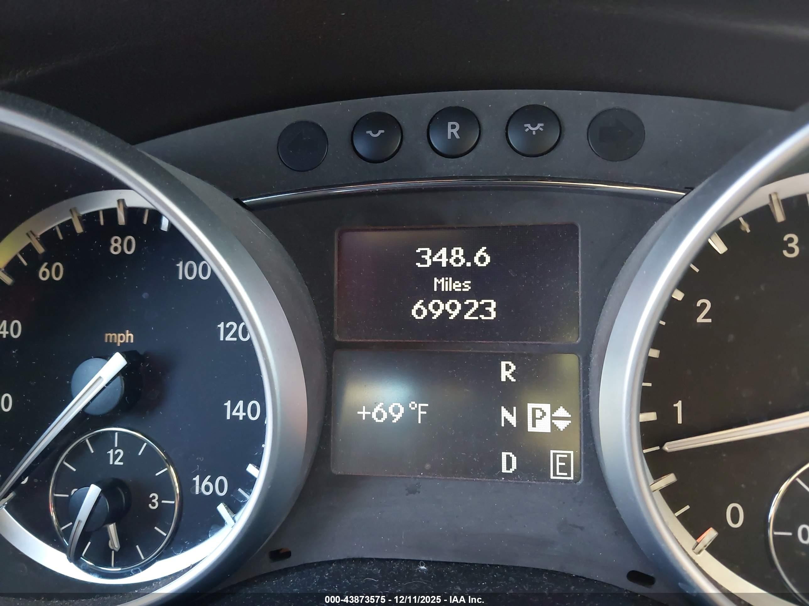2012 Mercedes-benz R 350 4matic Silver vin: 4JGCB5HE7CA143493