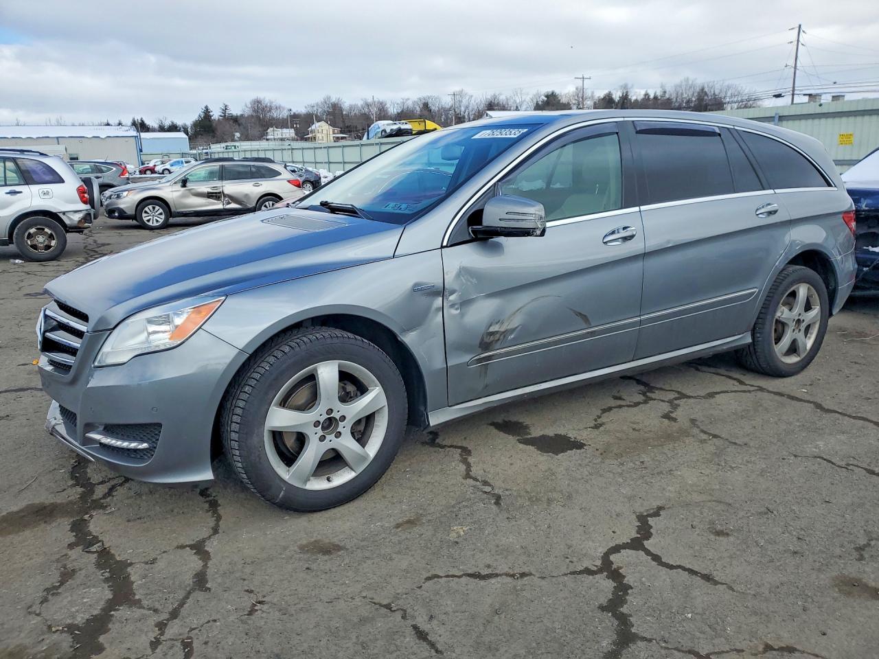 2012 Mercedes-benz R 350 4matic Серебряный vin: 4JGCB5HE7CA145258