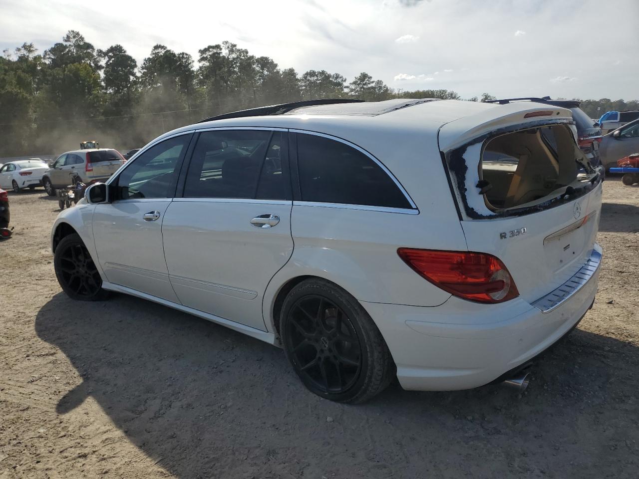 2008 Mercedes-benz R 350 White vin: 4JGCB65E08A072963