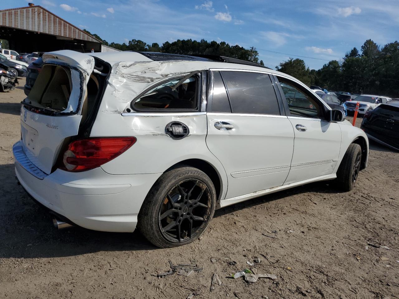 2008 Mercedes-benz R 350 White vin: 4JGCB65E08A072963
