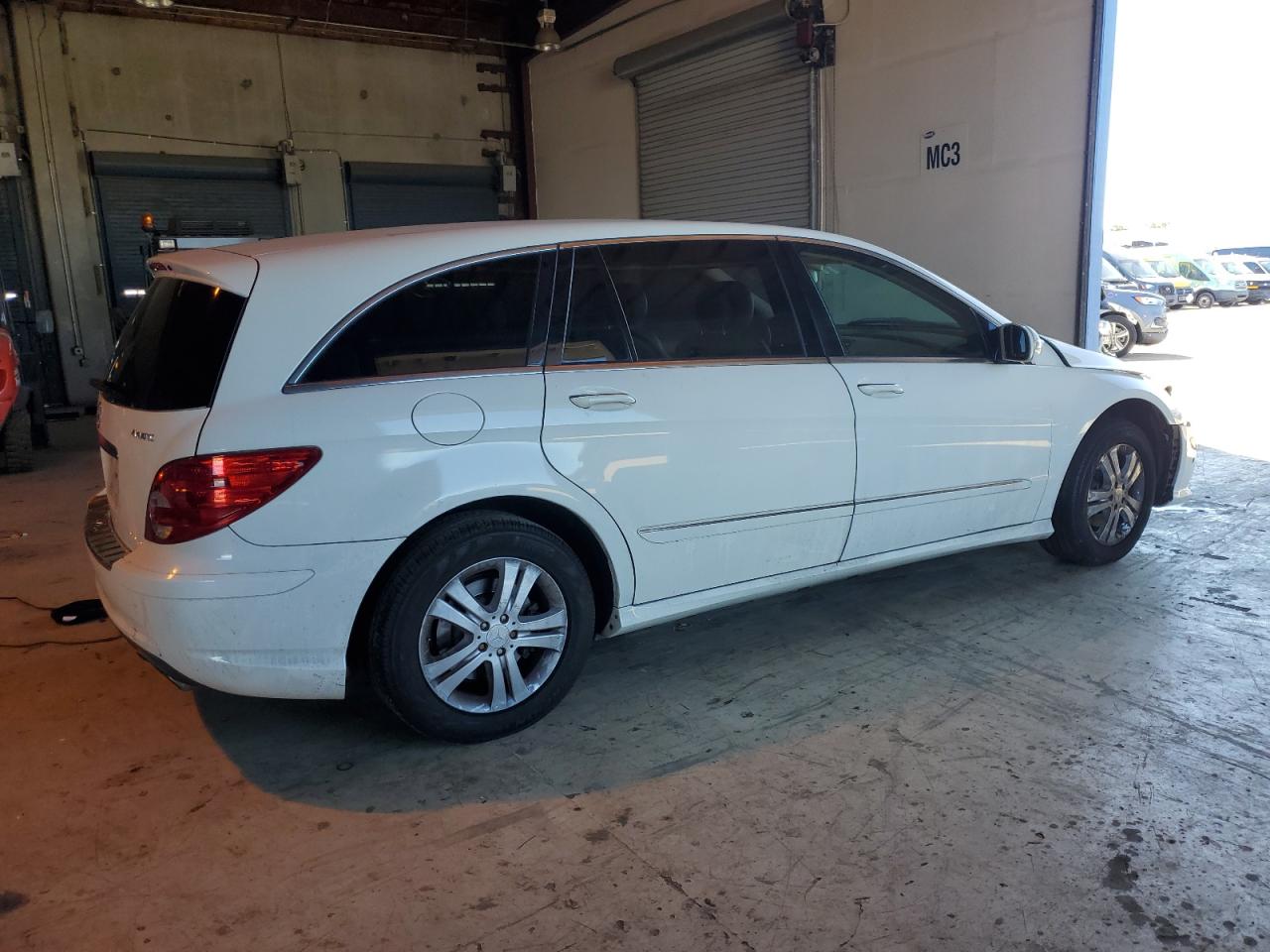 2008 Mercedes-benz R 350 Белый vin: 4JGCB65E08A075961