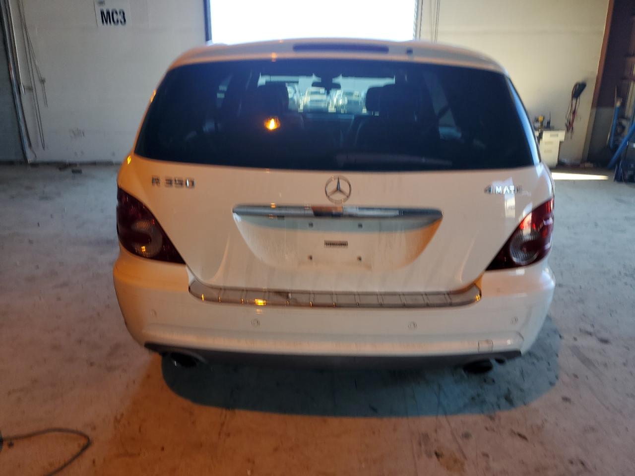 2008 Mercedes-benz R 350 Белый vin: 4JGCB65E08A075961